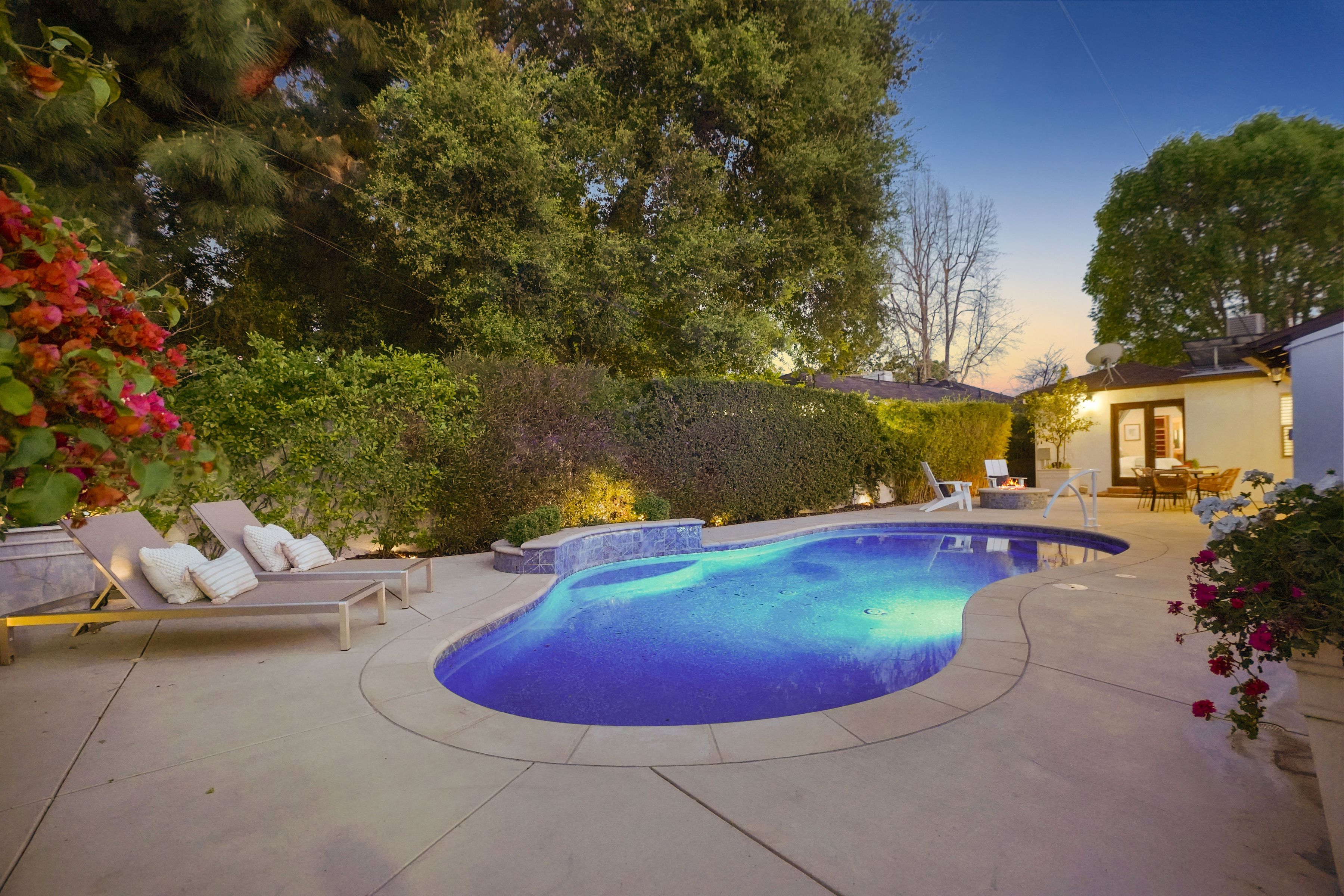  11593 Kling Street - 物件實景