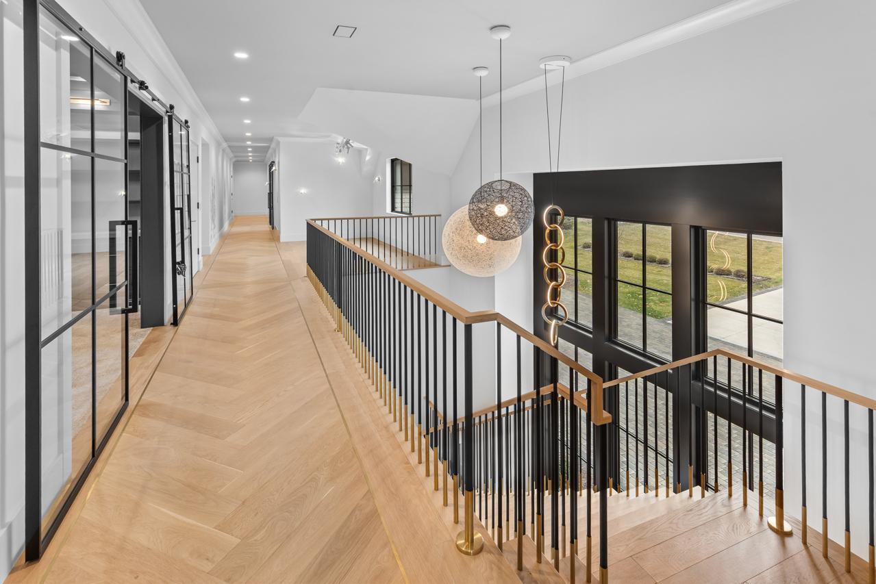 Orono, Minnesota, 55391, United States, 6 Bedrooms Bedrooms, ,3 BathroomsBathrooms,Residential,For Sale,2000639