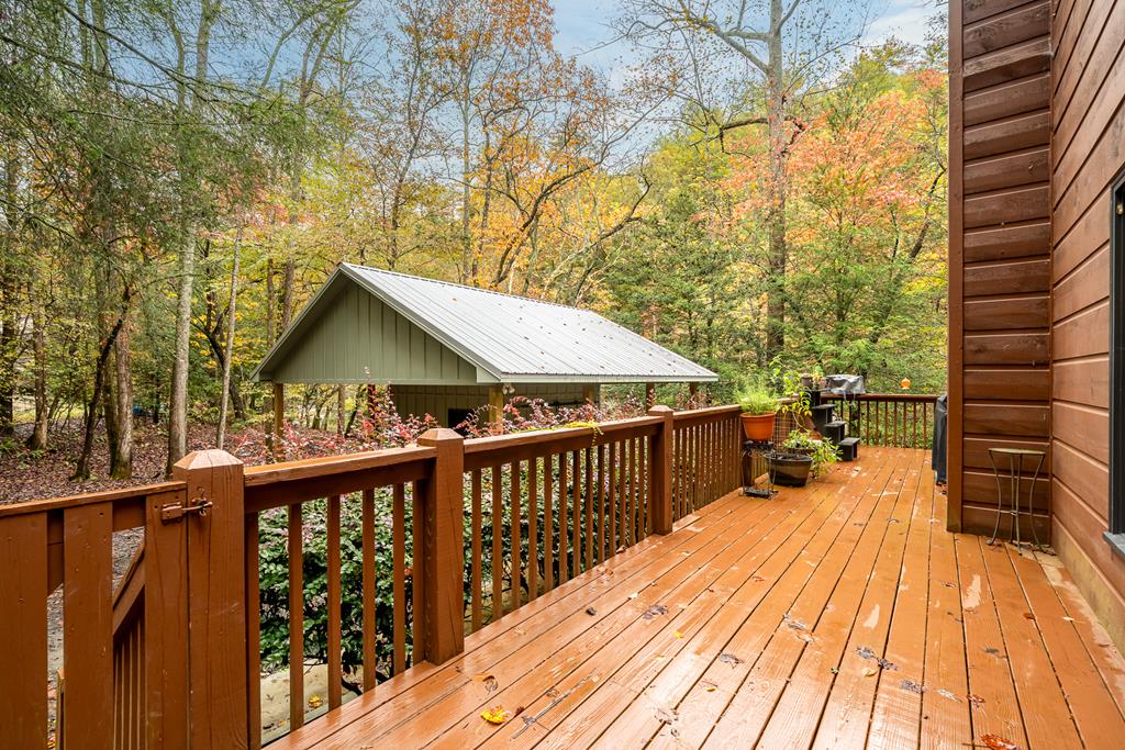 Ellijay, Georgia, 30540, United States, 3 Bedrooms Bedrooms, ,2 BathroomsBathrooms,Residential,For Sale,1972067