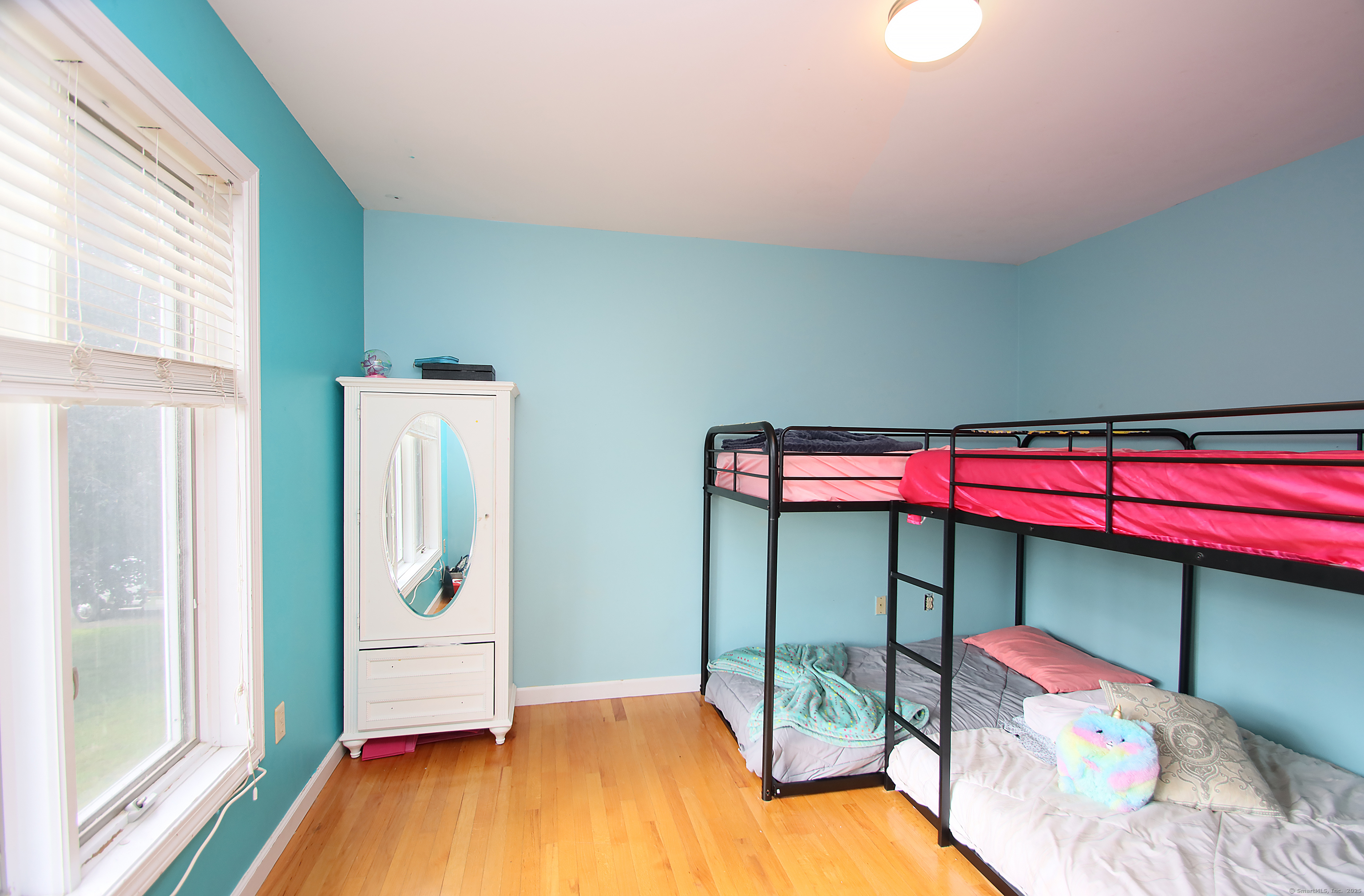 Danbury, Connecticut, 06811, United States, 4 Bedrooms Bedrooms, ,3 BathroomsBathrooms,Residential,For Sale,1947062