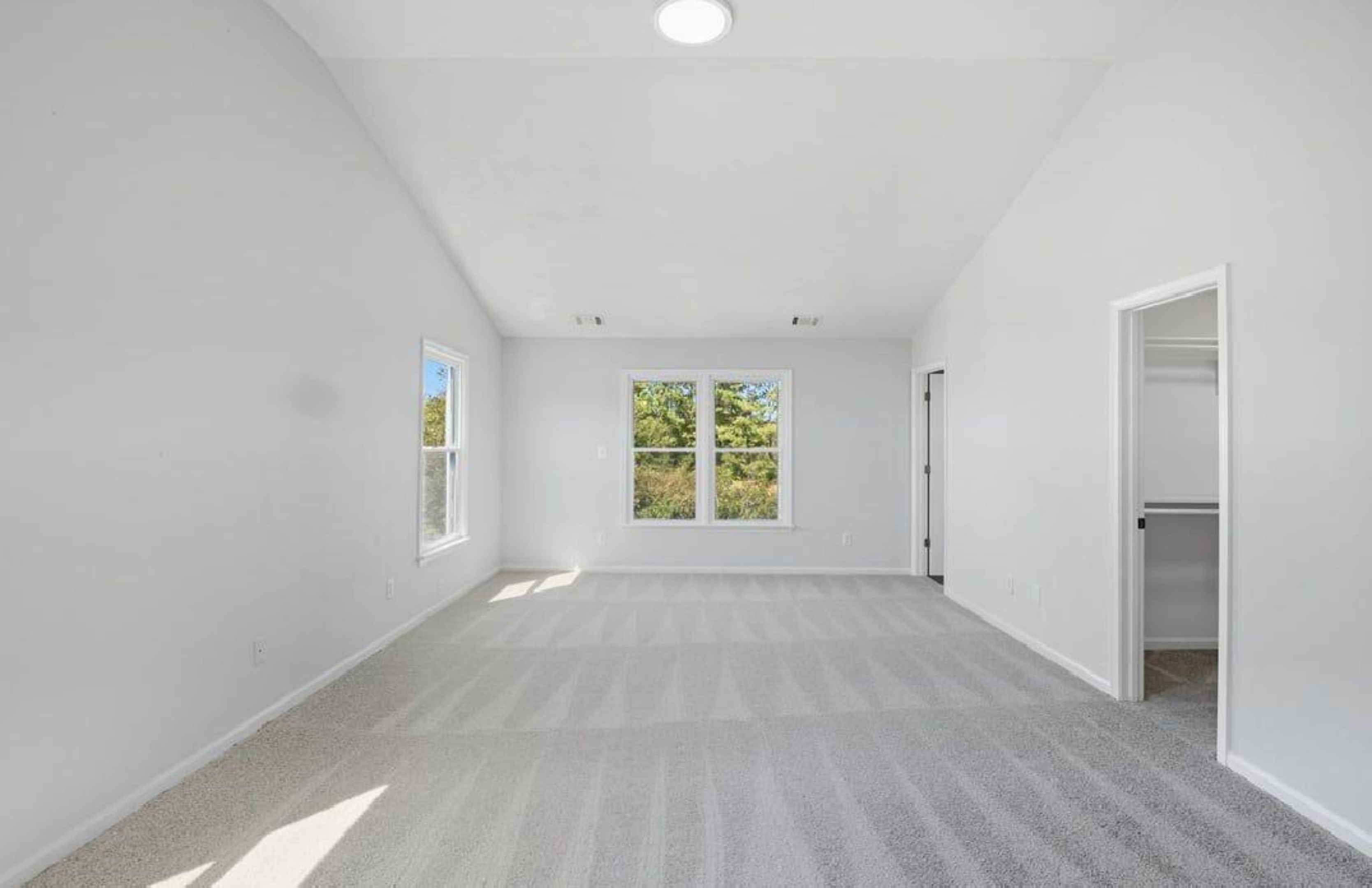 Virginia Beach, Virginia, 23456, United States, 4 Bedrooms Bedrooms, ,3 BathroomsBathrooms,Residential,For Sale,1974516