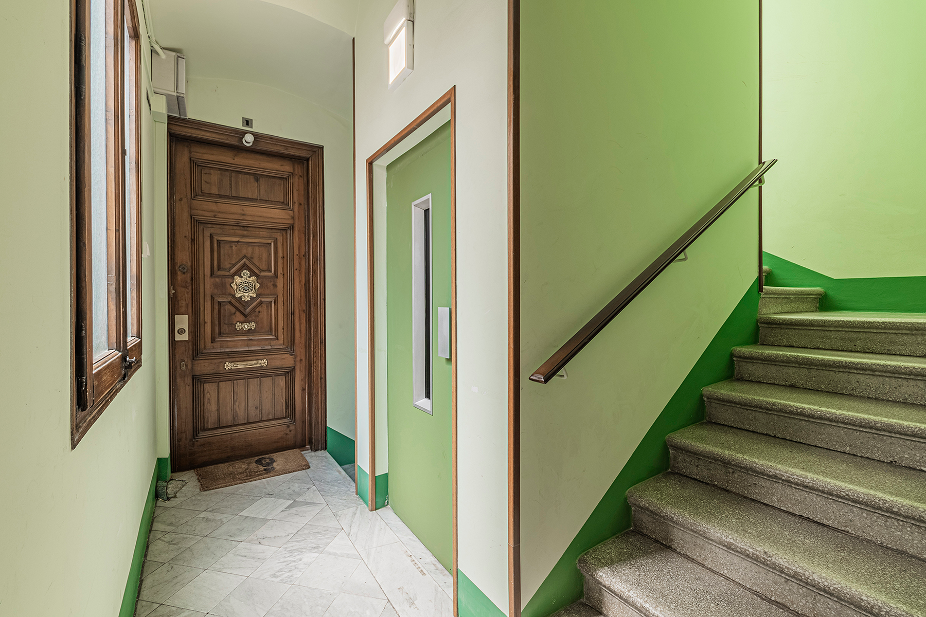  Renovated gem in the Quadrat d