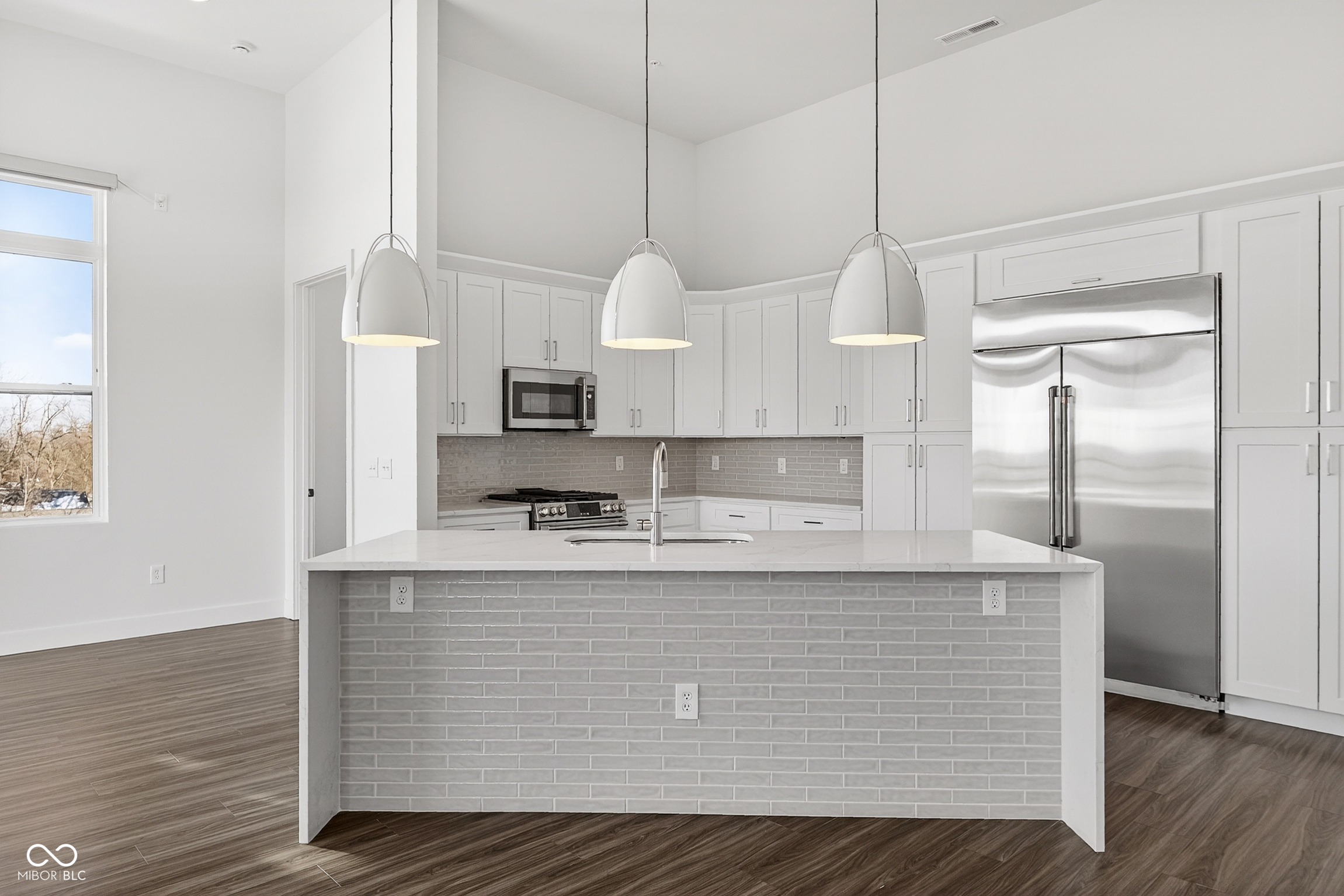 Carmel, Indiana, 46032, United States, 2 Bedrooms Bedrooms, ,3 BathroomsBathrooms,Residential,For Sale,1982696