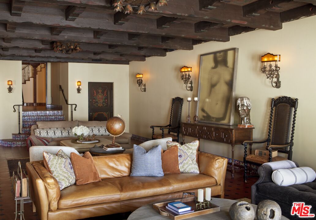 Los Angeles, California, 90027, United States, 6 Bedrooms Bedrooms, ,11 BathroomsBathrooms,Residential,For Sale,1695736
