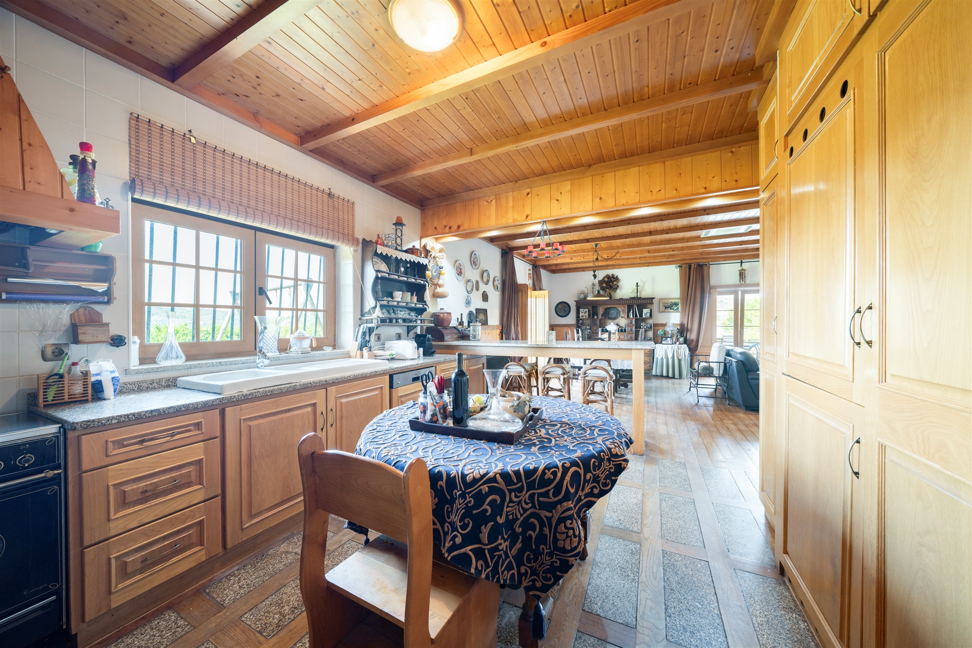  Country Estate, 5 bedrooms, for Sale - 物件實景