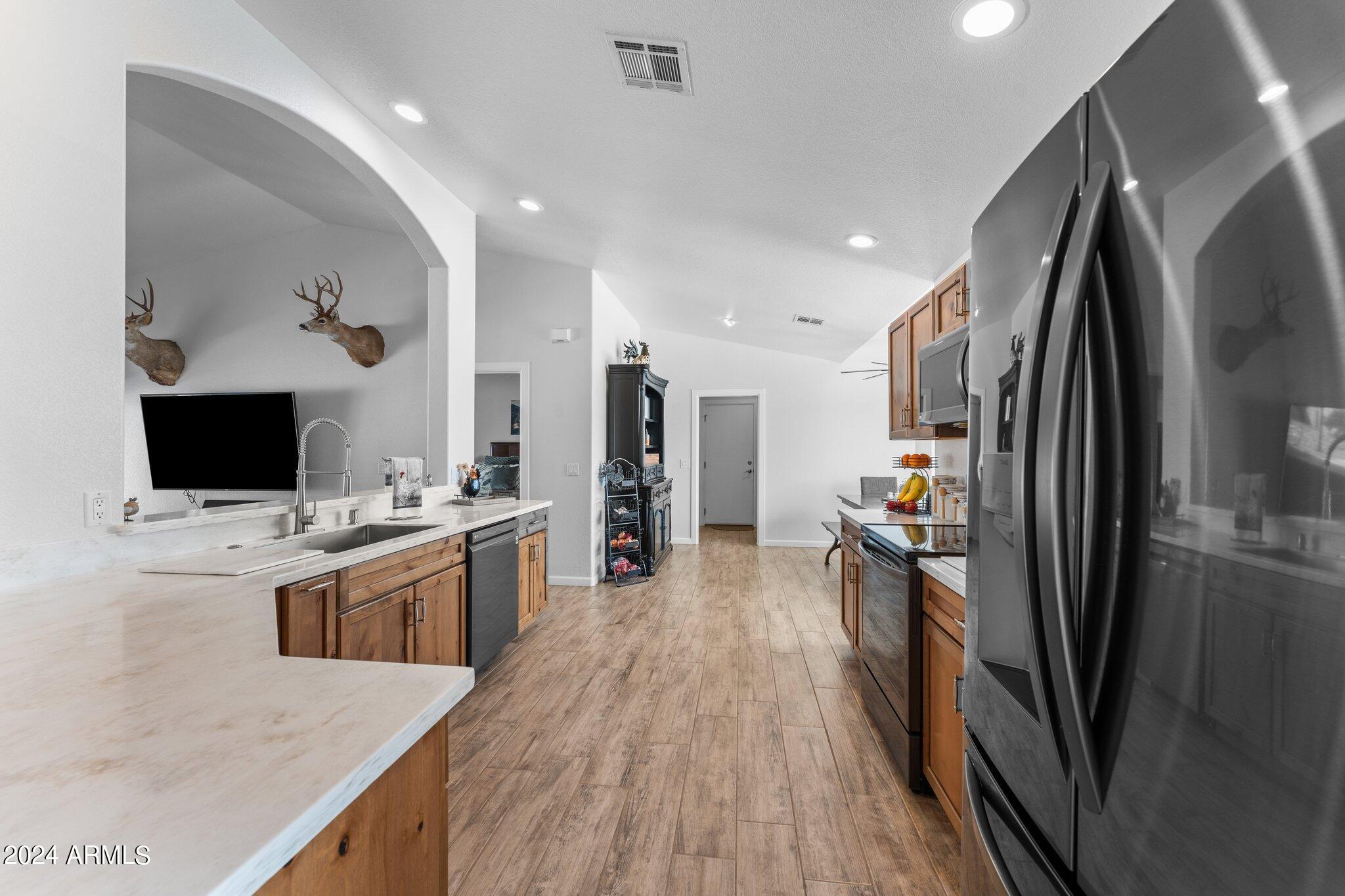 Wickenburg, Arizona, 85390, United States, 3 Bedrooms Bedrooms, ,2 BathroomsBathrooms,Residential,For Sale,1943479