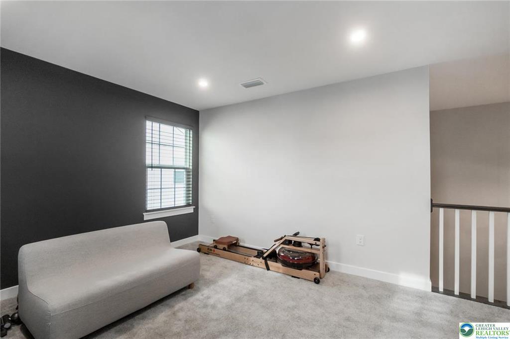 Catasauqua, Pennsylvania, 18032, United States, 5 Bedrooms Bedrooms, ,5 BathroomsBathrooms,Residential,For Sale,2008861