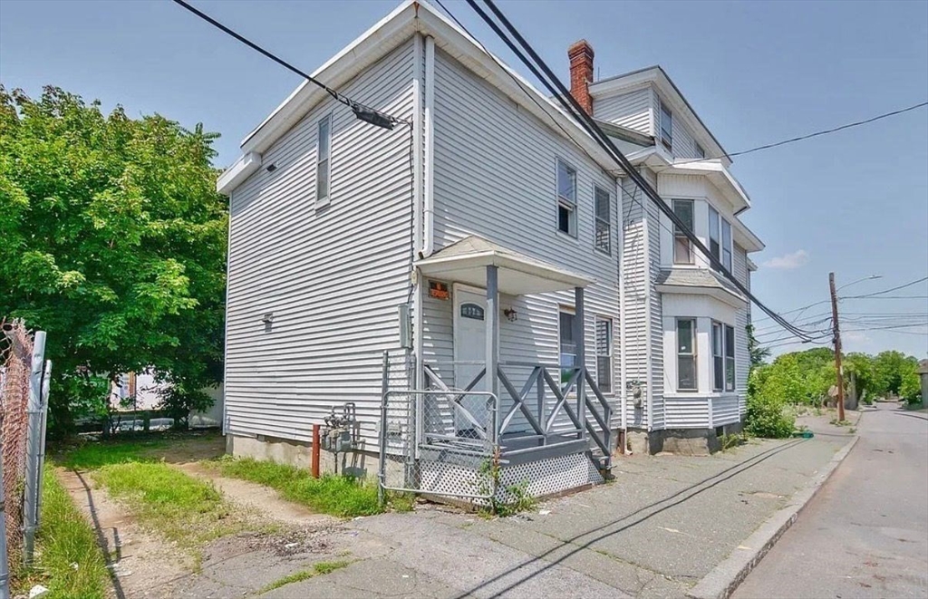 Lawrence, Massachusetts, 01841, United States, 7 Bedrooms Bedrooms, ,2 BathroomsBathrooms,Residential,For Sale,2005488