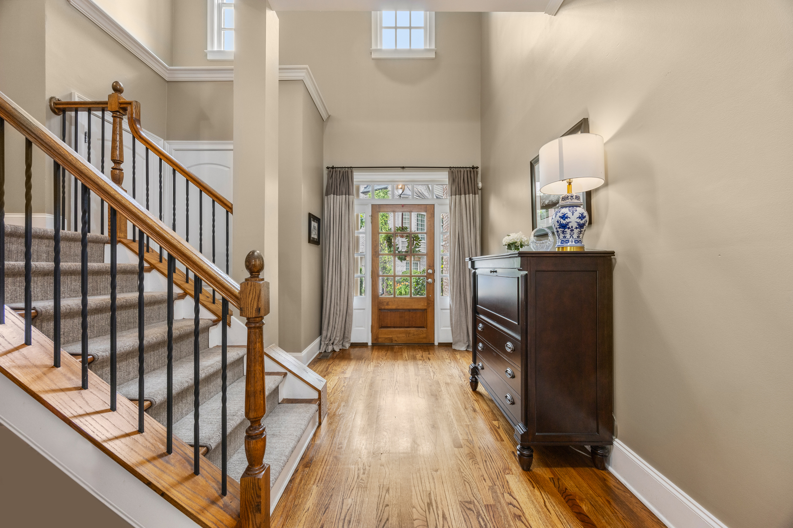  Impeccably Maintained Home in an Exclusive Gated Enclave - 物件實景