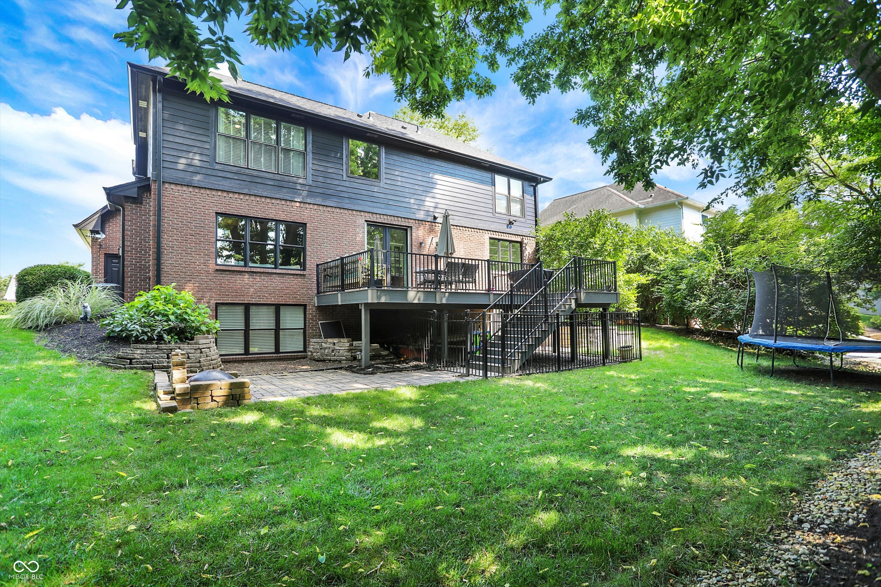 Greenwood, Indiana, 46142, United States, 4 Bedrooms Bedrooms, ,4 BathroomsBathrooms,Residential,For Sale,1910487