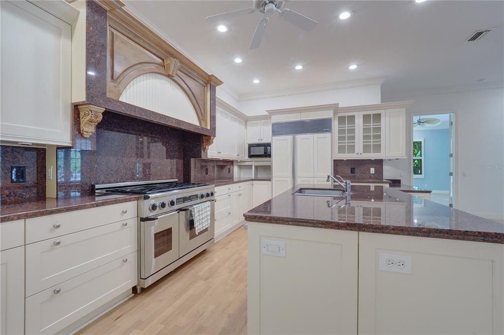 Nokomis, Florida, 34275, United States, 3 Bedrooms Bedrooms, ,4 BathroomsBathrooms,Residential,For Sale,1913339