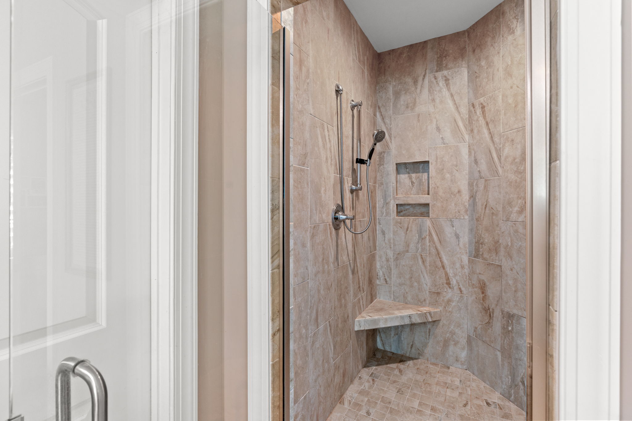 Murrells Inlet, South Carolina, 29576, United States, 5 Bedrooms Bedrooms, ,4 BathroomsBathrooms,Residential,For Sale,1982338