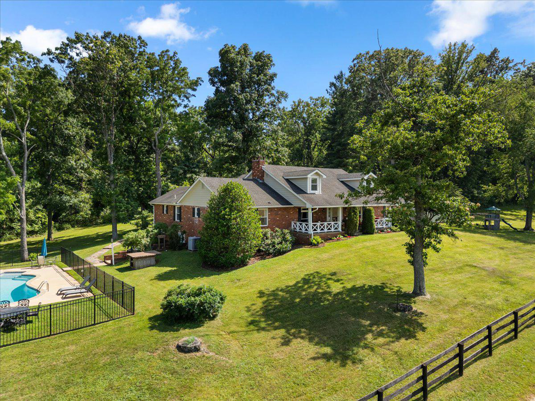  8374 Elway Lane, Warrenton, VA, 20186 - 物件實景