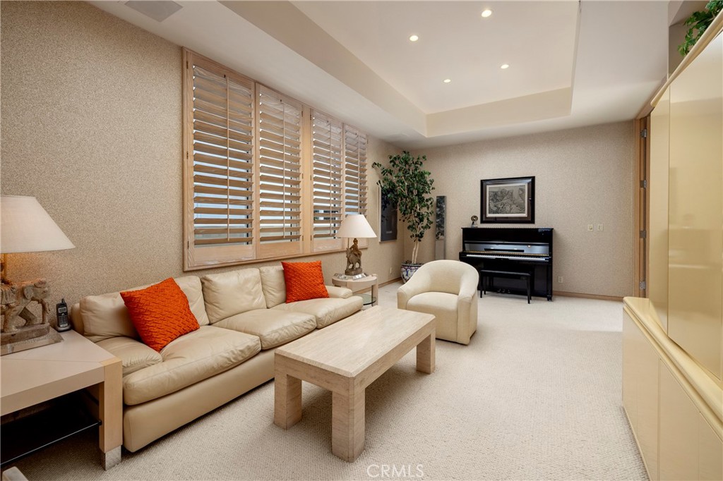 Newport Beach, California, 92661, United States, 7 Bedrooms Bedrooms, ,9 BathroomsBathrooms,Residential,For Sale,1786231