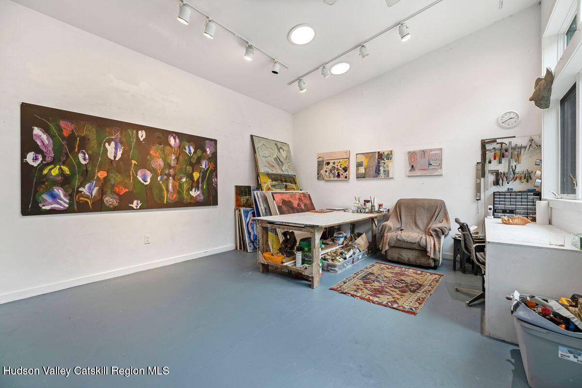 Bearsville, New York, 12409, United States, 3 Bedrooms Bedrooms, ,3 BathroomsBathrooms,Residential,For Sale,1901832