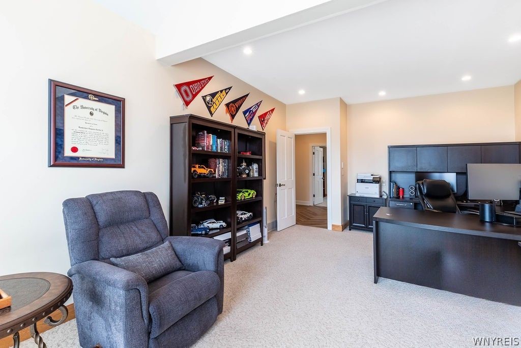 Grand Island, New York, 14072, United States, 5 Bedrooms Bedrooms, ,6 BathroomsBathrooms,Residential,For Sale,2032709