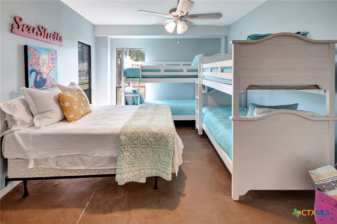 Port O'Connor, Texas, 77982, United States, 5 Bedrooms Bedrooms, ,3 BathroomsBathrooms,Residential,For Sale,1989061