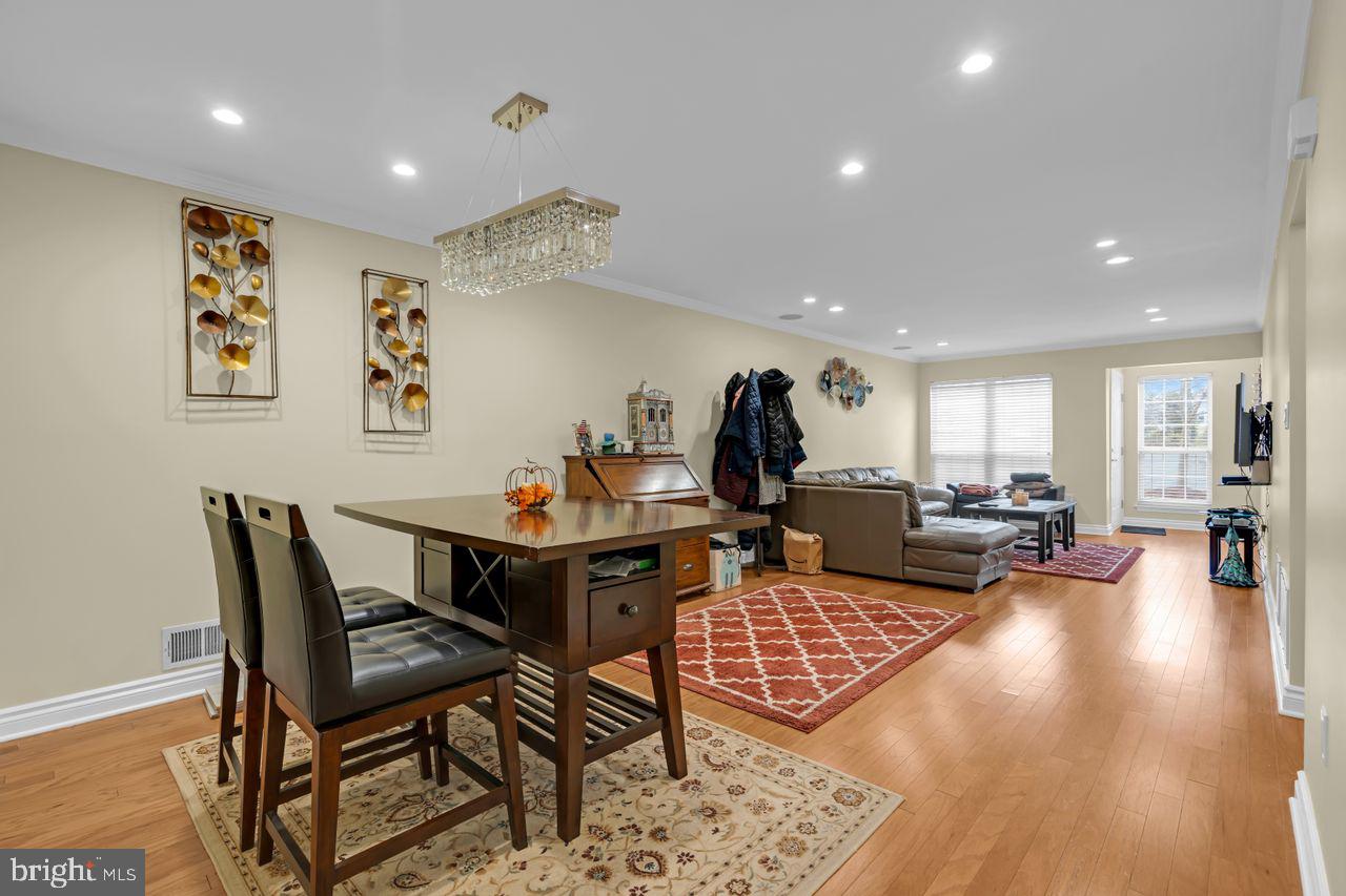 Pennington, New Jersey, 08534, United States, 3 Bedrooms Bedrooms, ,3 BathroomsBathrooms,Residential,For Sale,1987595