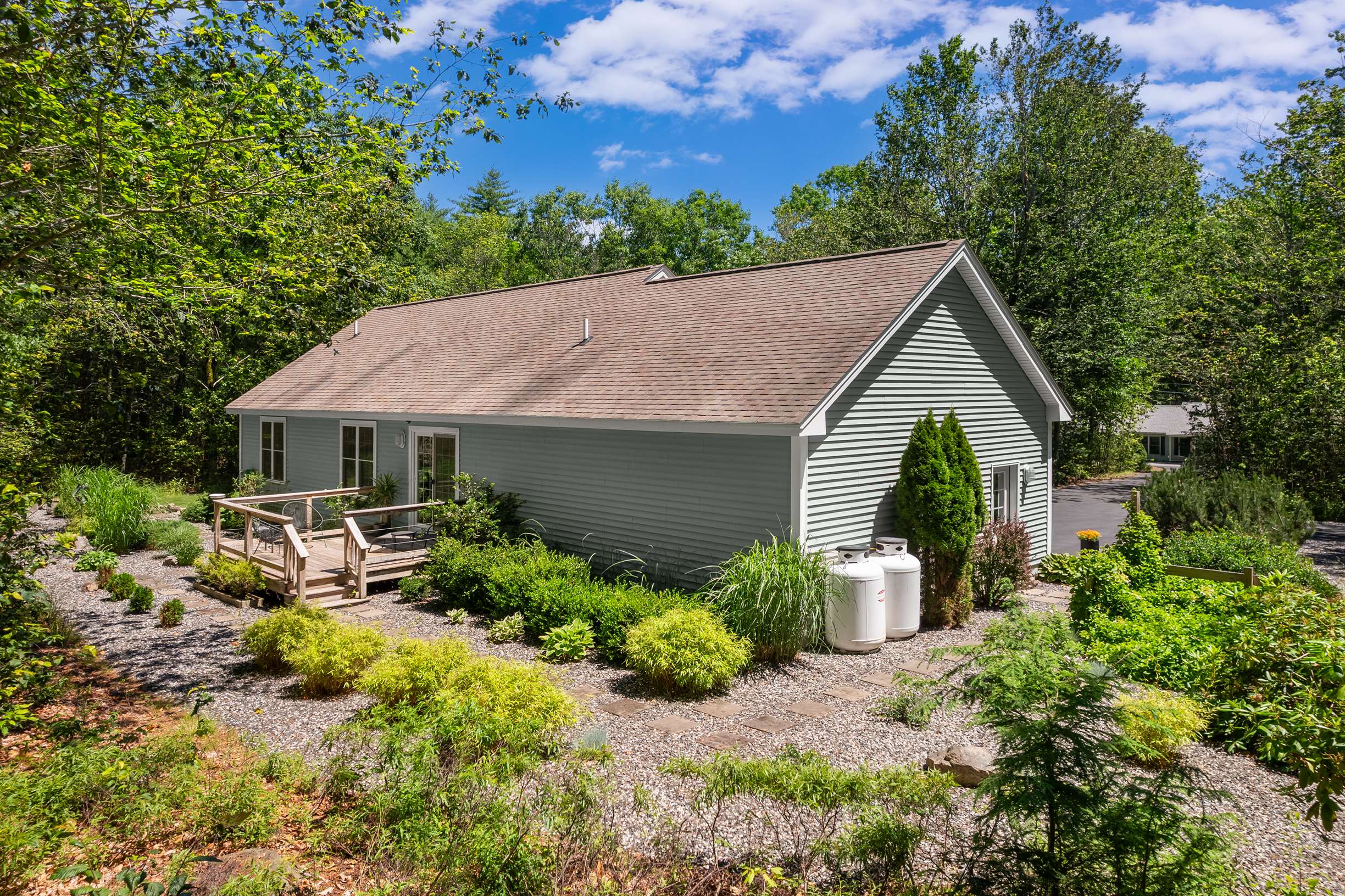  Contemporary Single Level Home on 2+ Acres in Cape Neddick - 物件實景