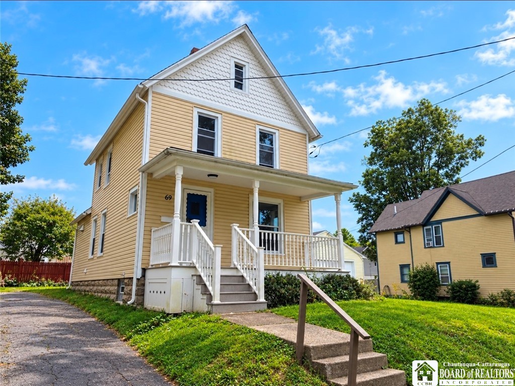 Royal Ave, Jamestown, NY 14701