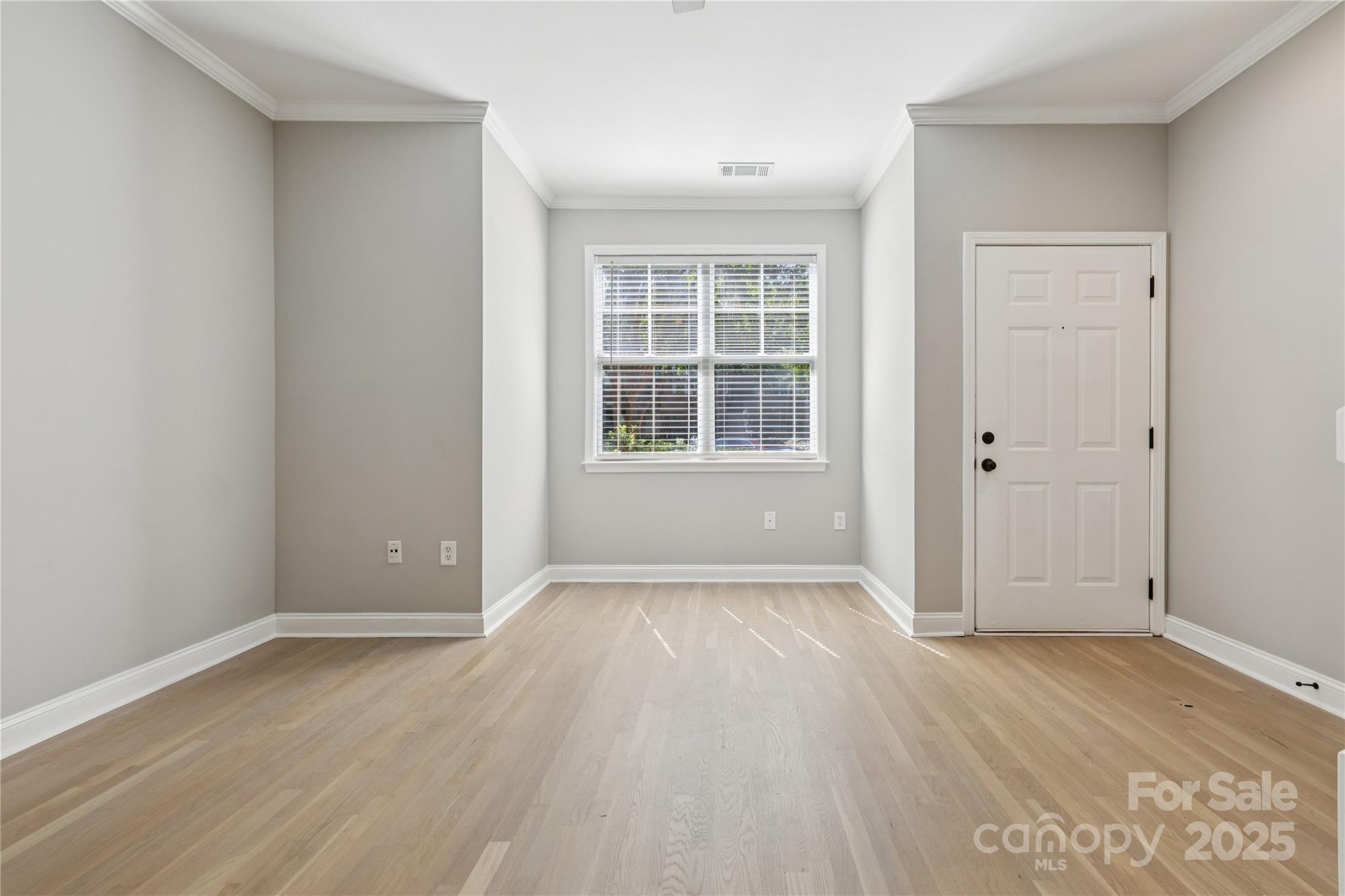 Charlotte, North Carolina, 28204, United States, 2 Bedrooms Bedrooms, ,3 BathroomsBathrooms,Residential,For Sale,1917401