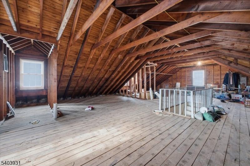 Stirling, New Jersey, 07980, United States, 3 Bedrooms Bedrooms, ,2 BathroomsBathrooms,Residential,For Sale,2008105