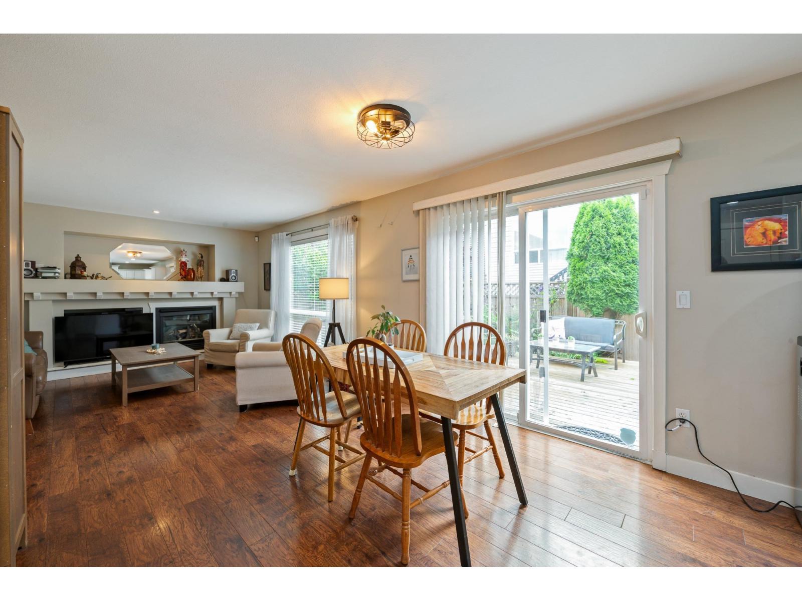 LANGLEY, British Columbia, V3V 6A0, CA, 4 Bedrooms Bedrooms, ,4 BathroomsBathrooms,Residential,For Sale,1950645