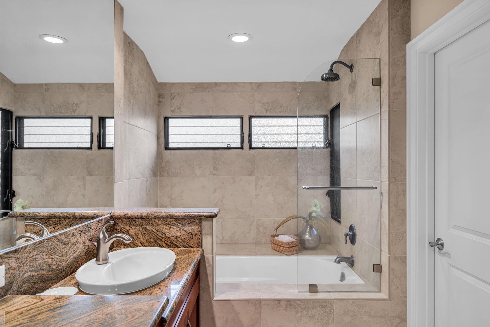 Lahaina, Hawaii, 96761, United States, 2 Bedrooms Bedrooms, ,3 BathroomsBathrooms,Residential,For Sale,1792769