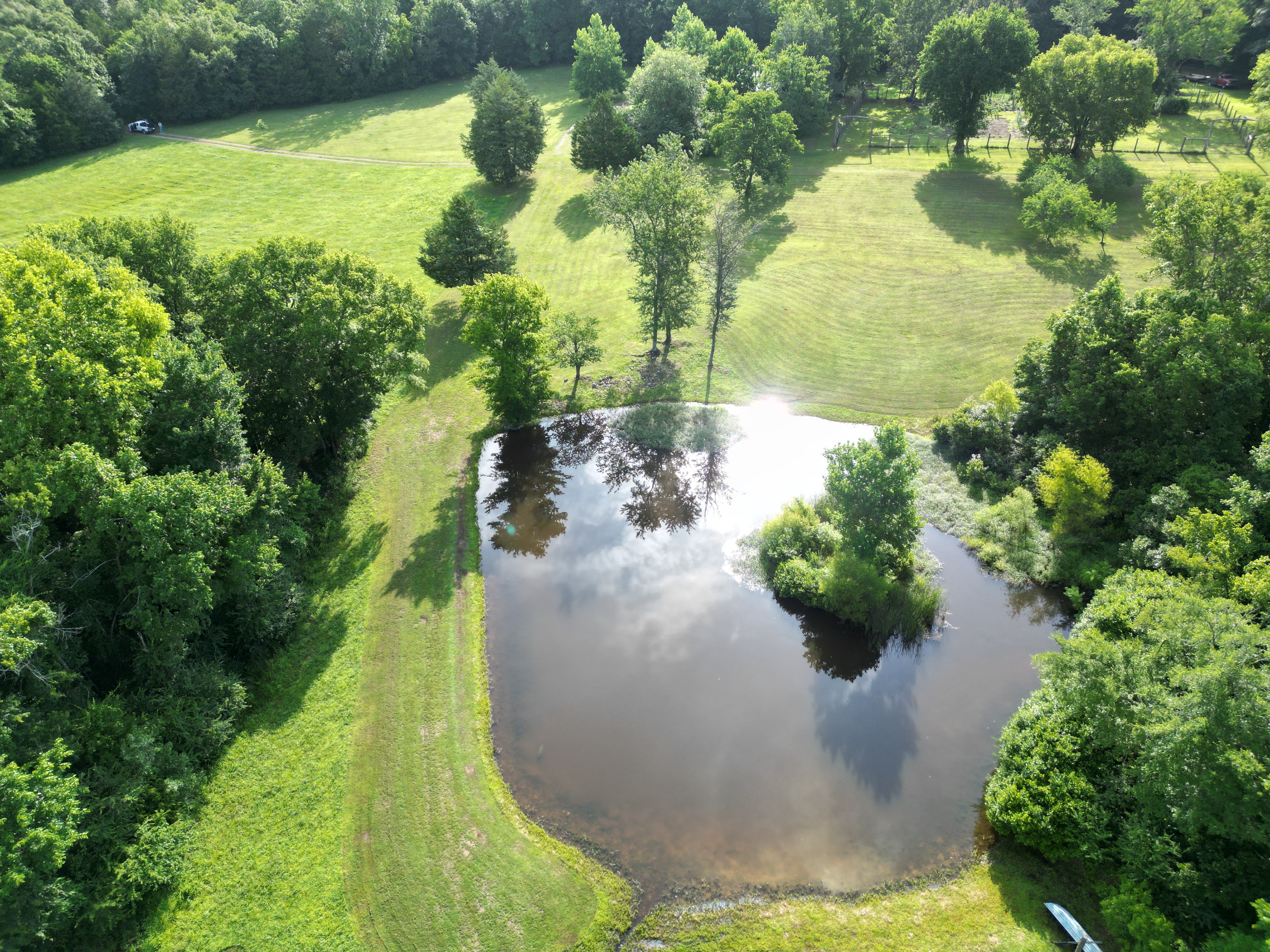 Mena, Arkansas, 71953, United States, 3 Bedrooms Bedrooms, ,3 BathroomsBathrooms,Residential,For Sale,1979119