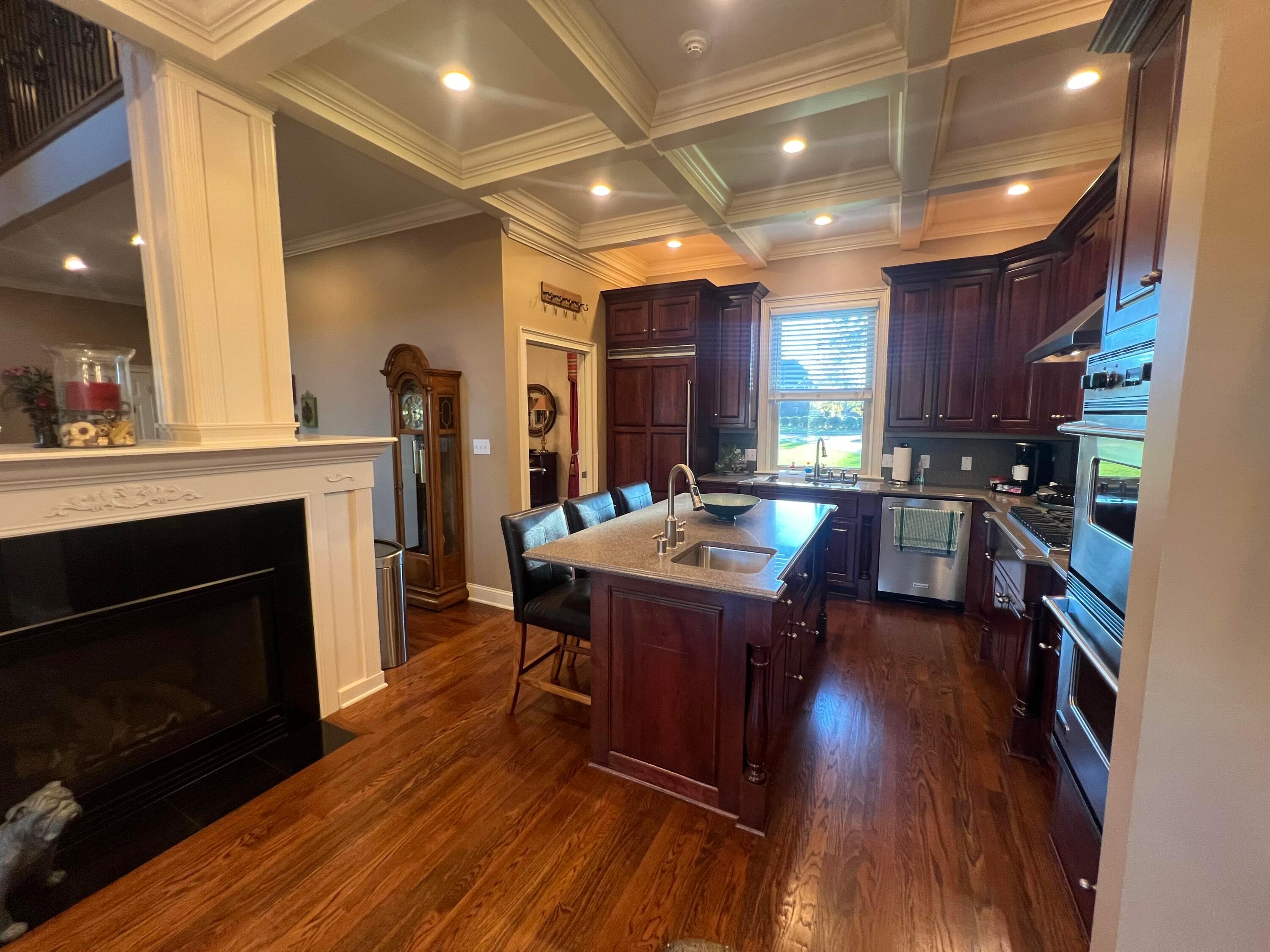 Tupelo, Mississippi, 38801, United States, 4 Bedrooms Bedrooms, ,6 BathroomsBathrooms,Residential,For Sale,1787715