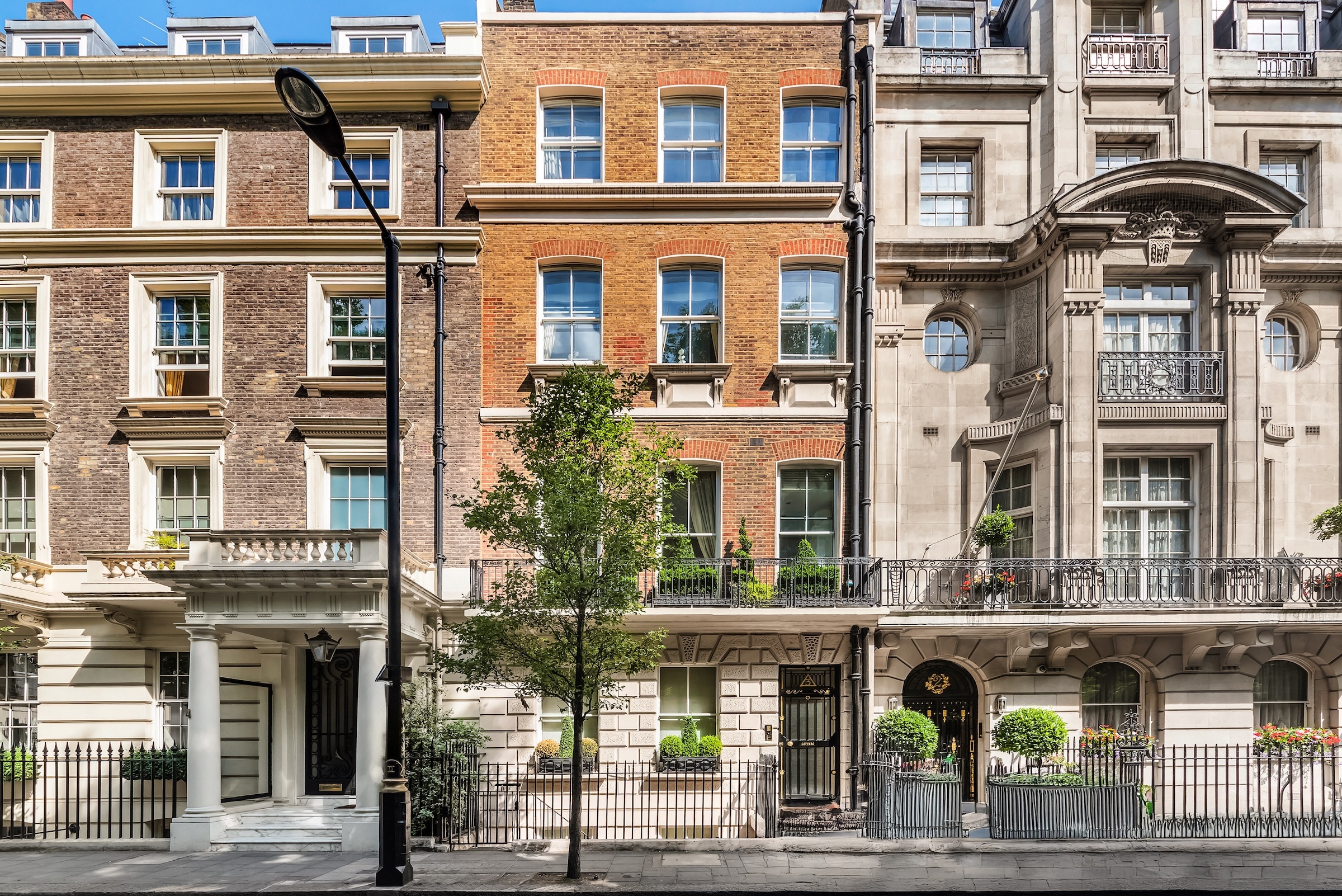 Elegant Georgian Apartment in the Heart of Mayfair 