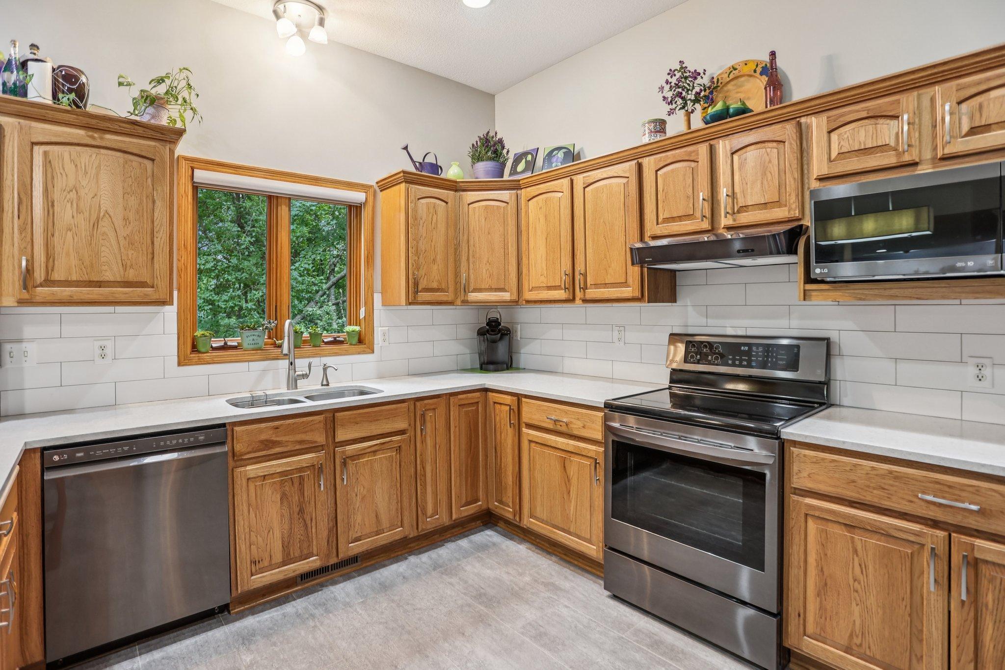 Blaine, Minnesota, 55449, United States, 4 Bedrooms Bedrooms, ,3 BathroomsBathrooms,Residential,For Sale,1940796