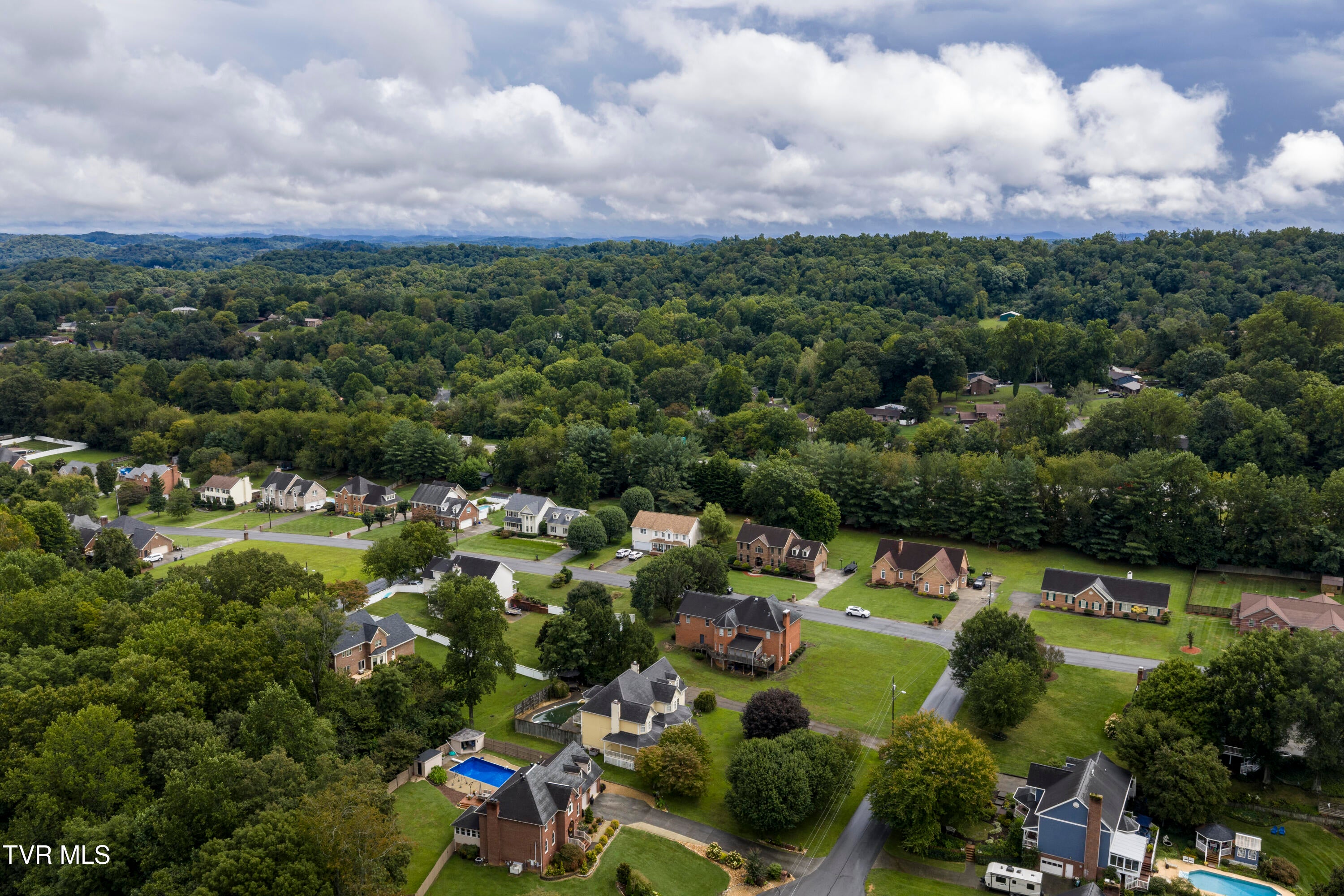 Kingsport, Tennessee, 37663, United States, 5 Bedrooms Bedrooms, ,3 BathroomsBathrooms,Residential,For Sale,1940461