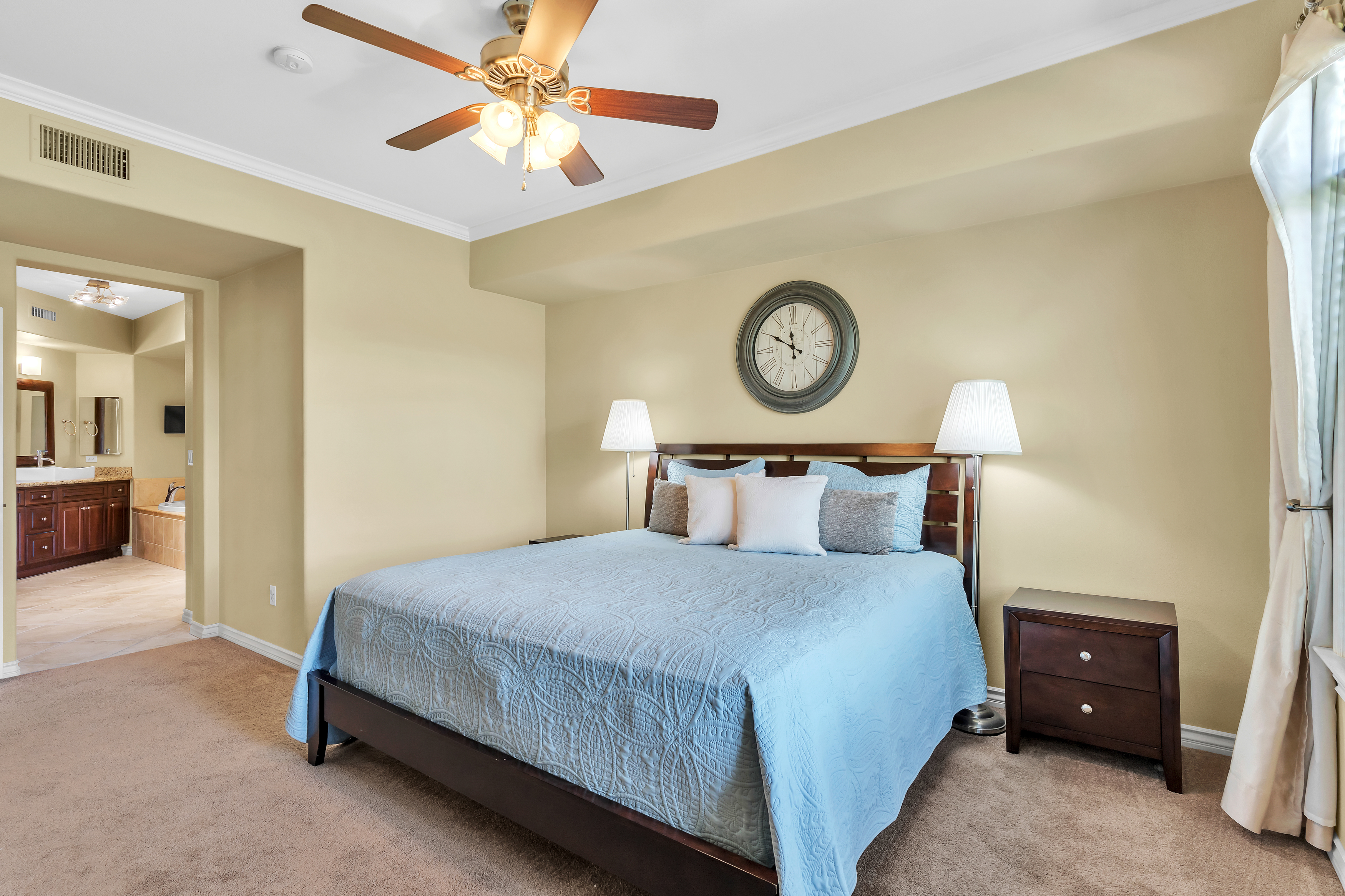  8355 Station Village Lane Unit 4219, San Diego, CA 92108 - 物件實景