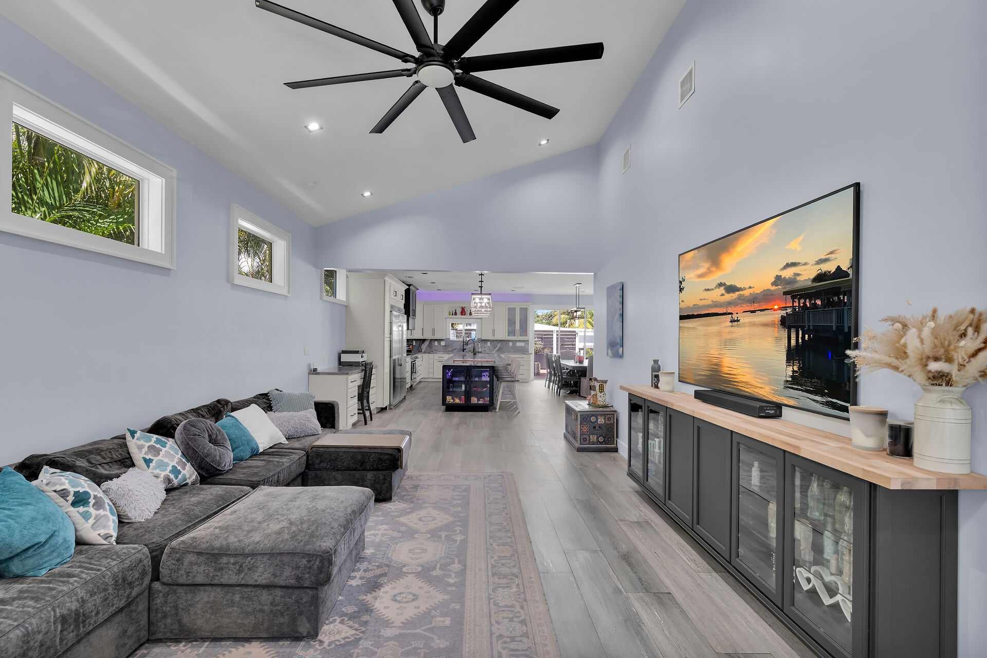  2827 Harris Ave - 物件實景