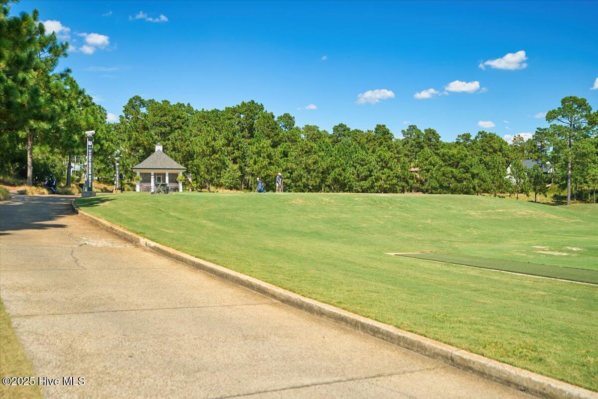 Southern Pines, North Carolina, 28387, United States, 3 Bedrooms Bedrooms, ,3 BathroomsBathrooms,Residential,For Sale,1933285