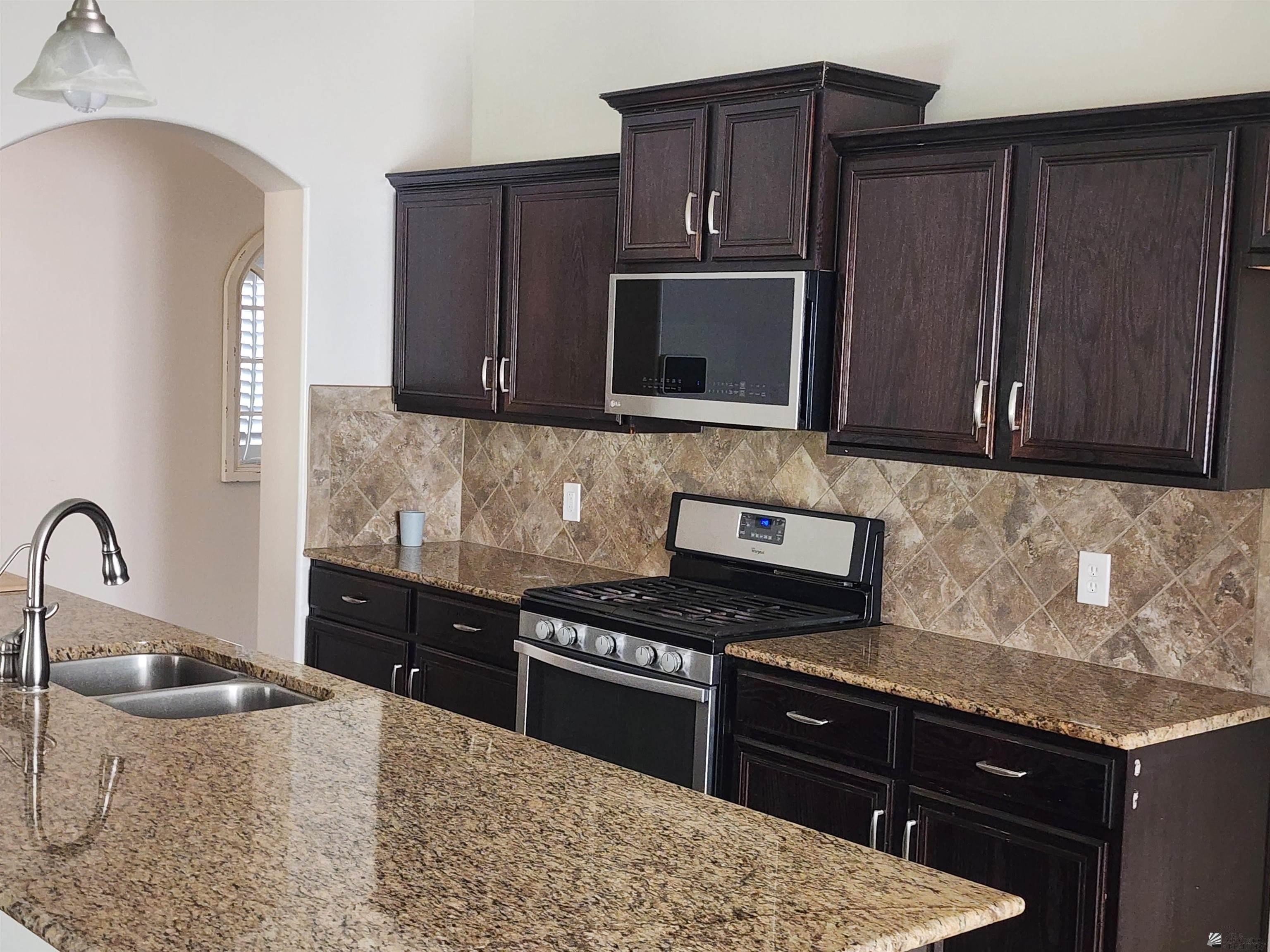 Yuma, Arizona, 85365, United States, 4 Bedrooms Bedrooms, ,1 BathroomBathrooms,Residential,For Sale,1976957