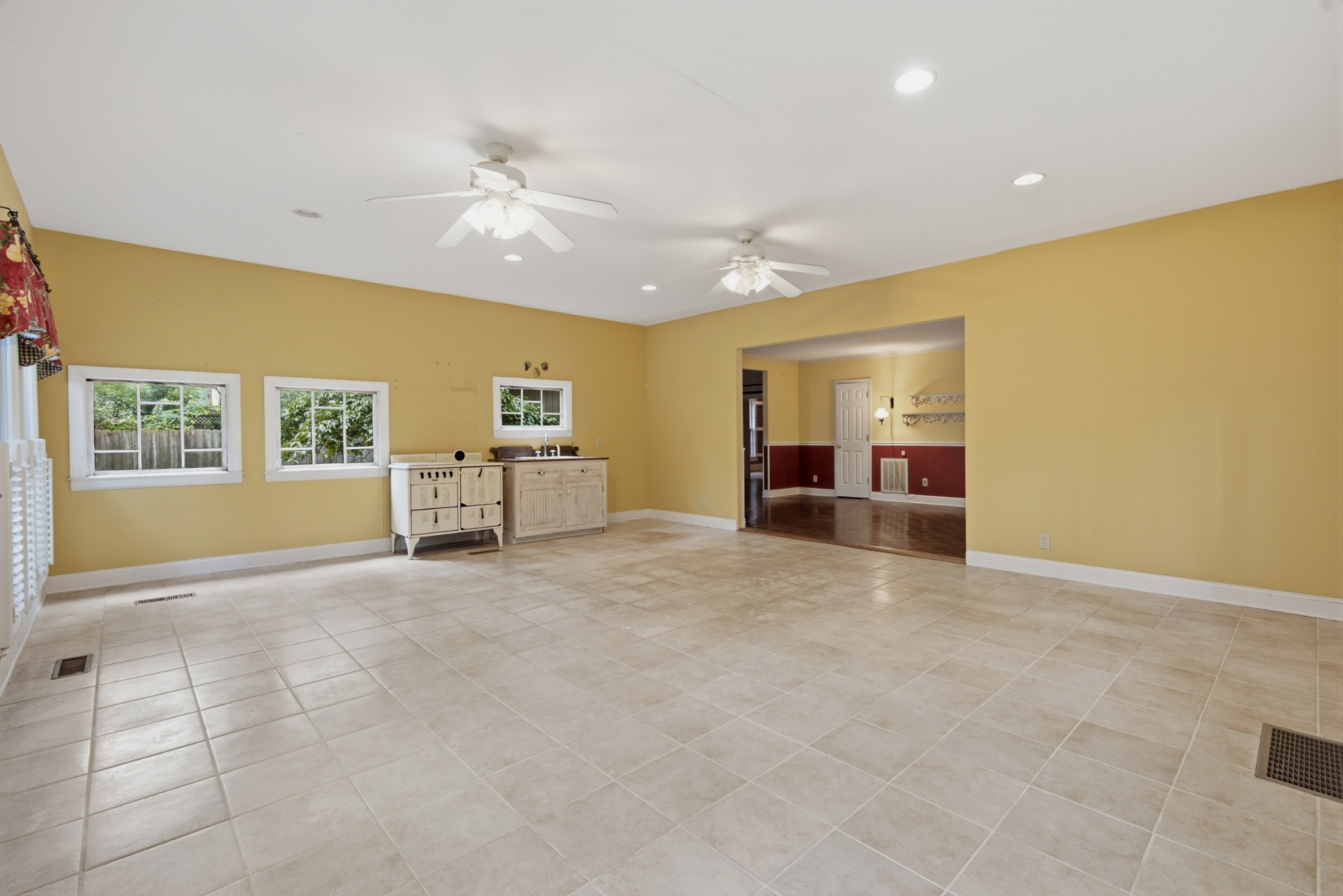  808 E Burton St, Murfreesboro, TN, 37130 - 物件實景