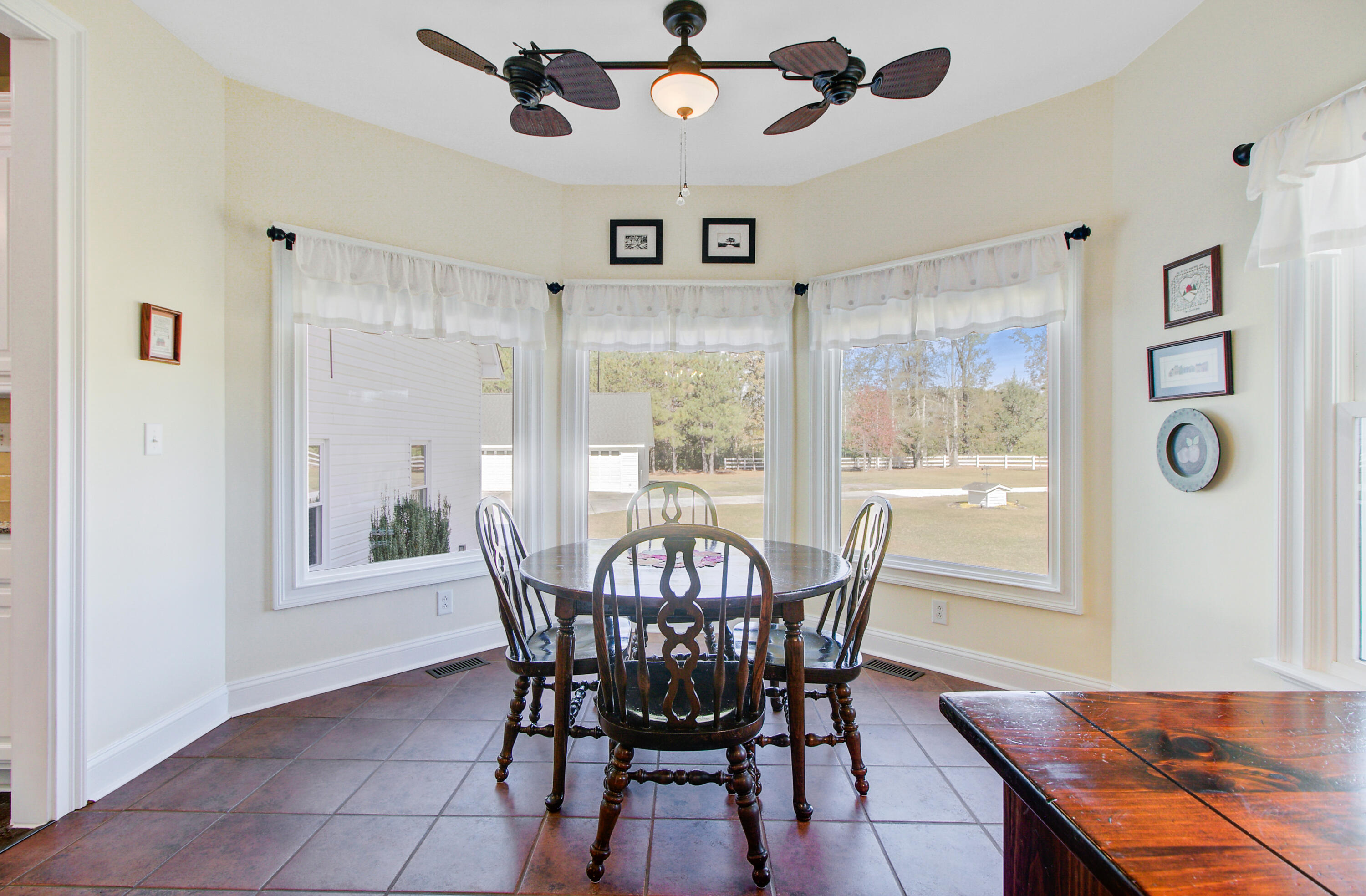 Cross, South Carolina, 29436, United States, 4 Bedrooms Bedrooms, ,3 BathroomsBathrooms,Residential,For Sale,1992832