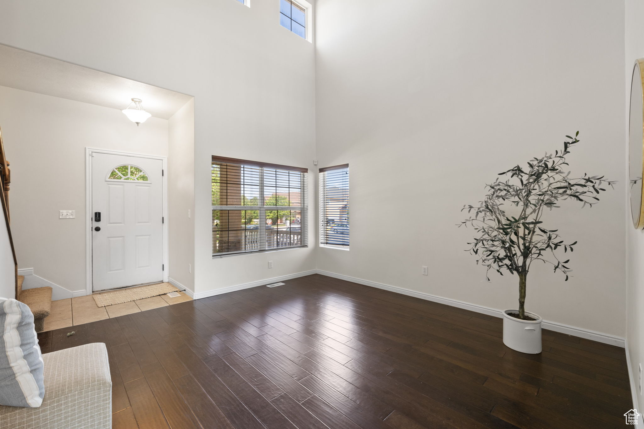 West Jordan, Utah, 84084, United States, 4 Bedrooms Bedrooms, ,3 BathroomsBathrooms,Residential,For Sale,1867498