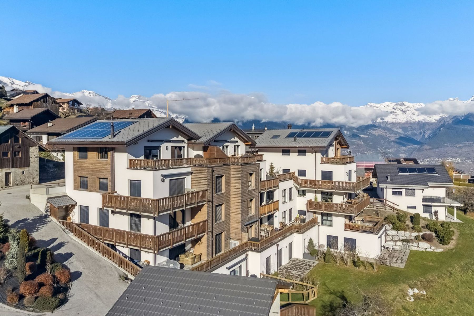  Recent apartment available as second home - 物件實景