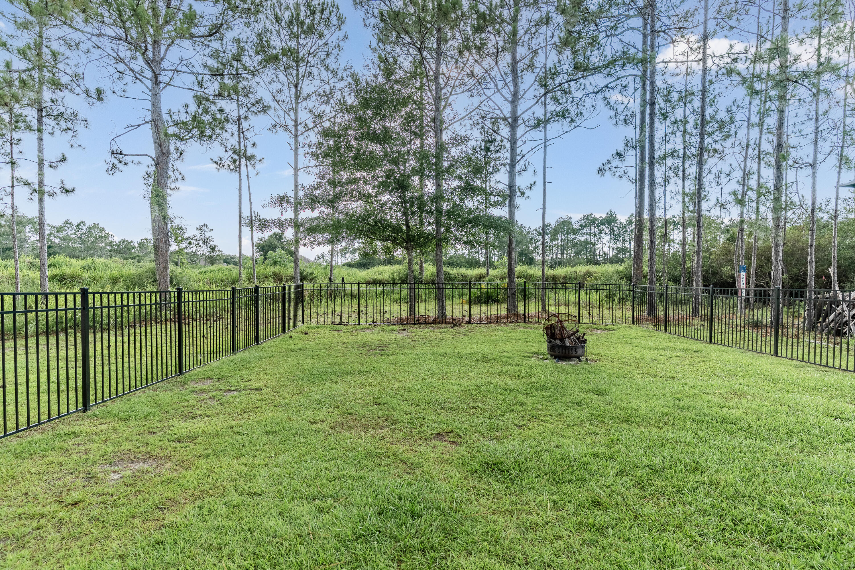 Freeport, Florida, 32439, United States, 4 Bedrooms Bedrooms, ,3 BathroomsBathrooms,Residential,For Sale,1948335