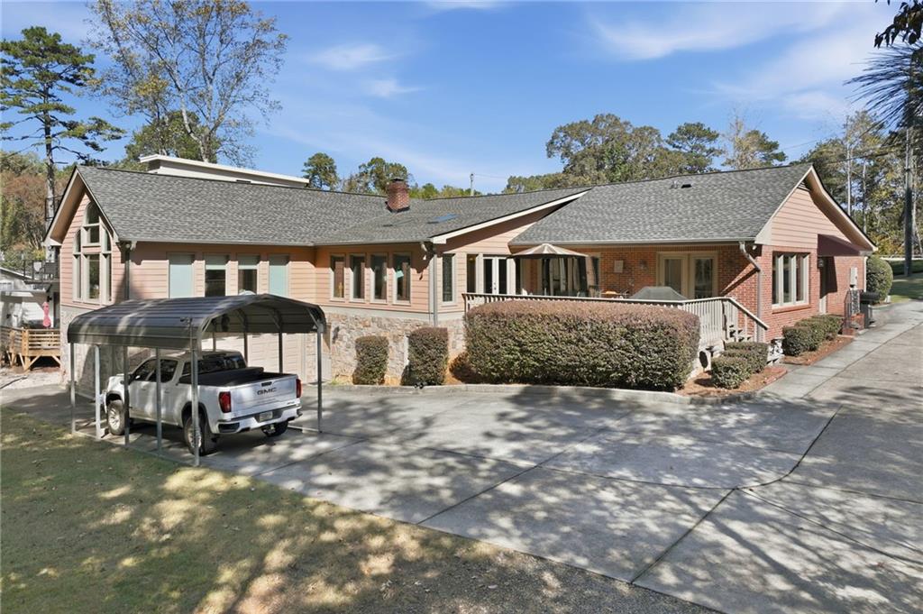 Buford, Georgia, 30518, United States, 4 Bedrooms Bedrooms, ,4 BathroomsBathrooms,Residential,For Sale,1986325