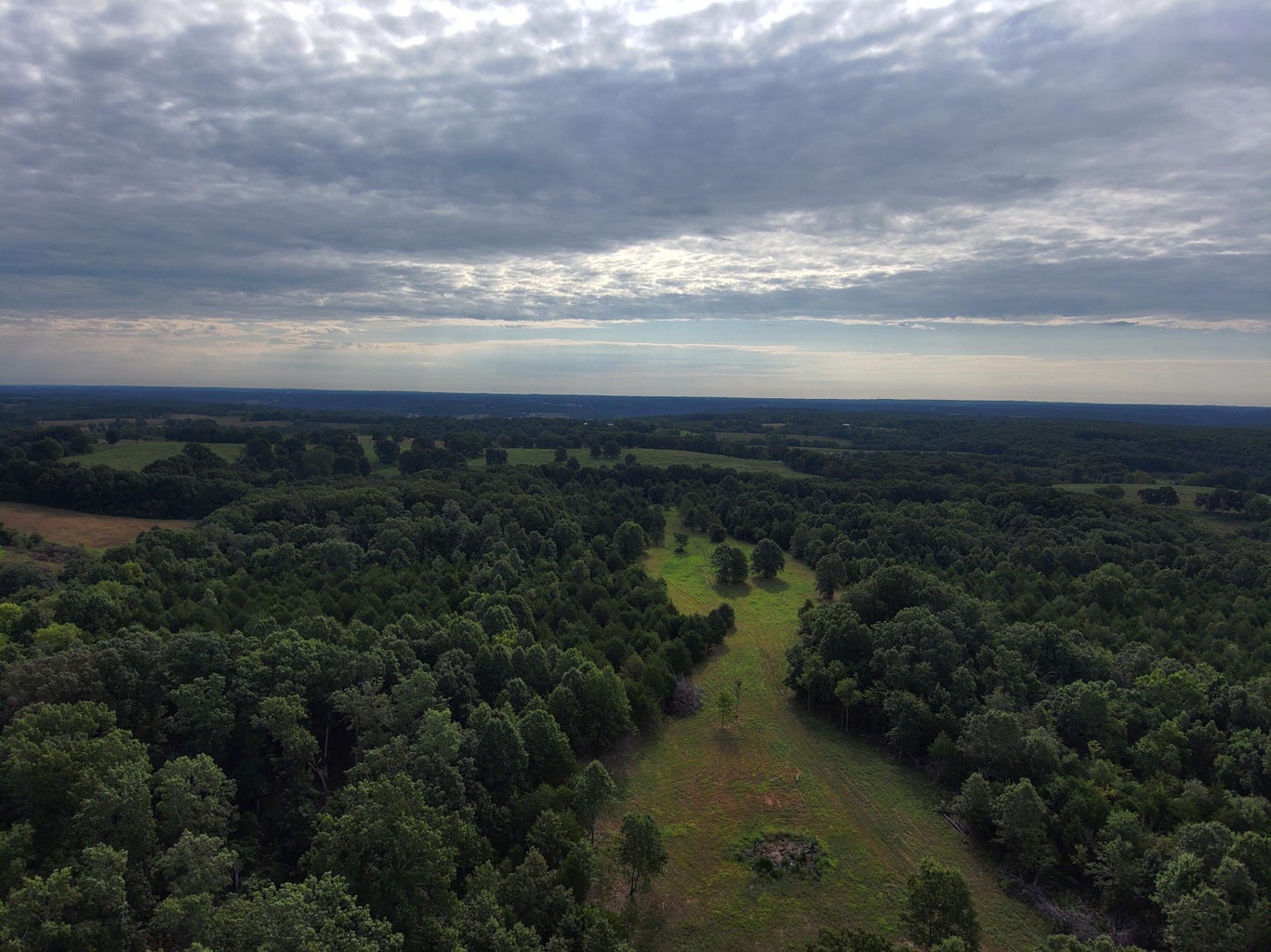 Galena, Missouri, 65656, United States, 4 Bedrooms Bedrooms, ,3 BathroomsBathrooms,Residential,For Sale,1981059