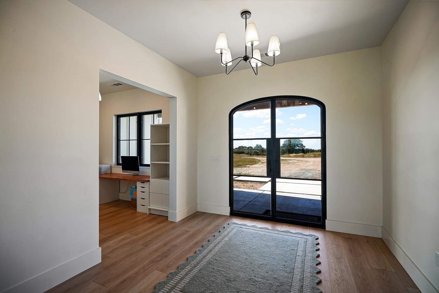 Burson, California, 95225, United States, 4 Bedrooms Bedrooms, ,4 BathroomsBathrooms,Residential,For Sale,2040271