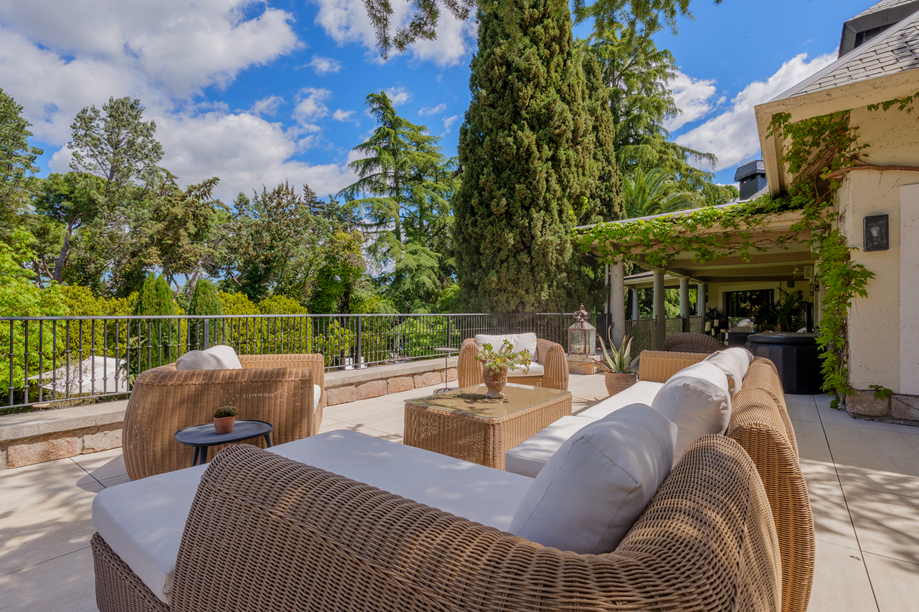  Villa with pool and garden in Somosaguas - 物件實景