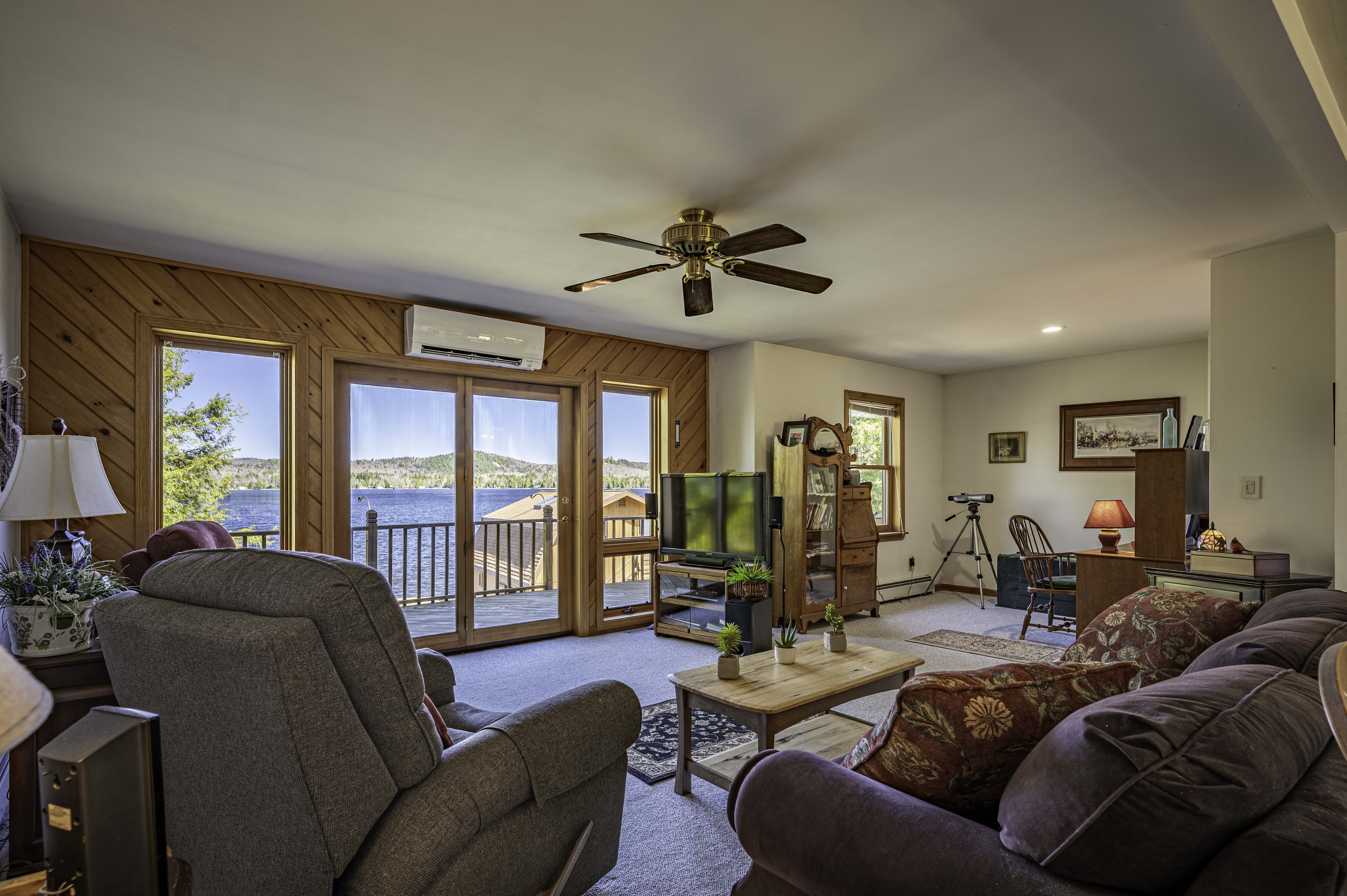  Fourth Lake Beauty with Sandy Shoreline - 物件實景