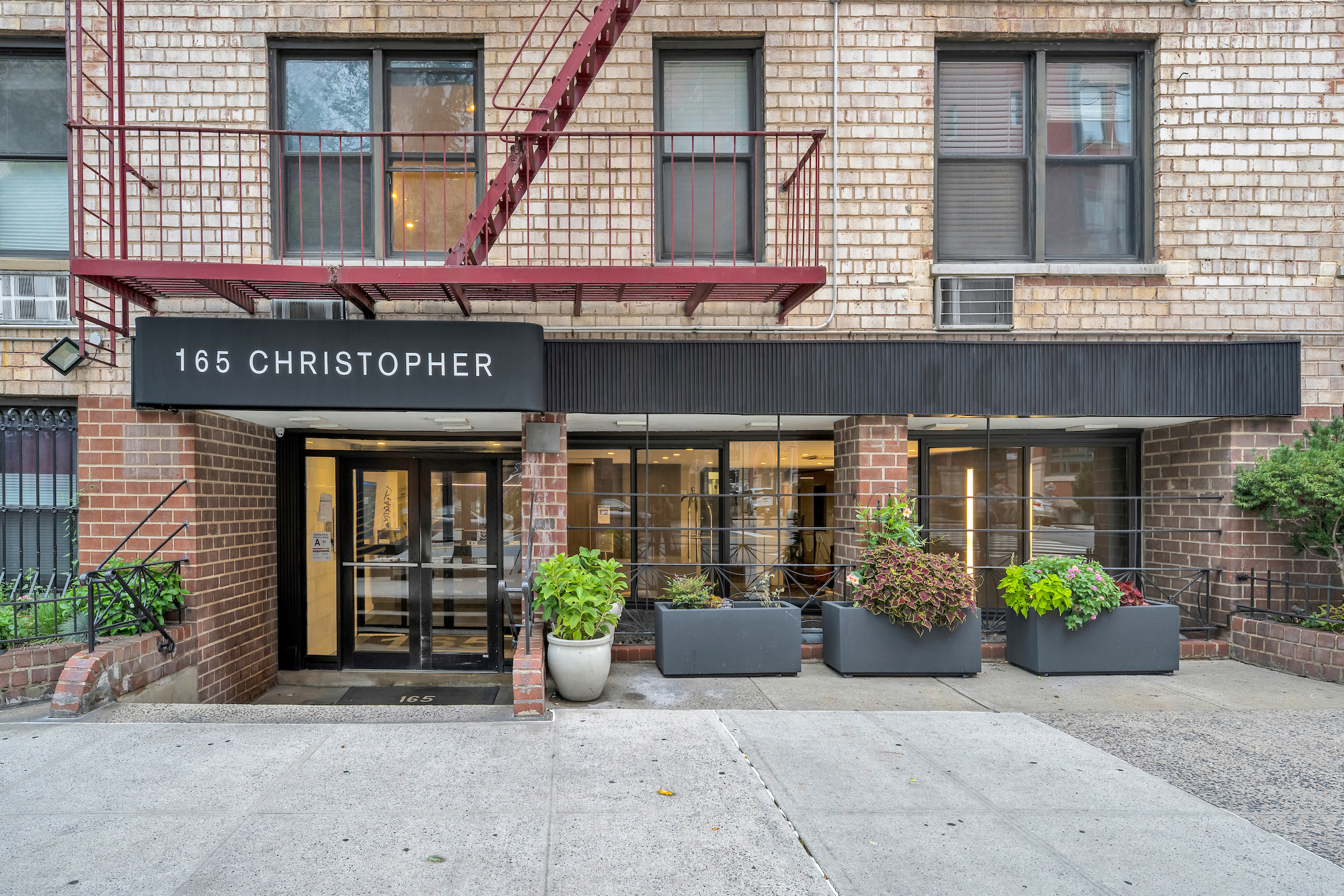  165 Christopher Street - 物件實景