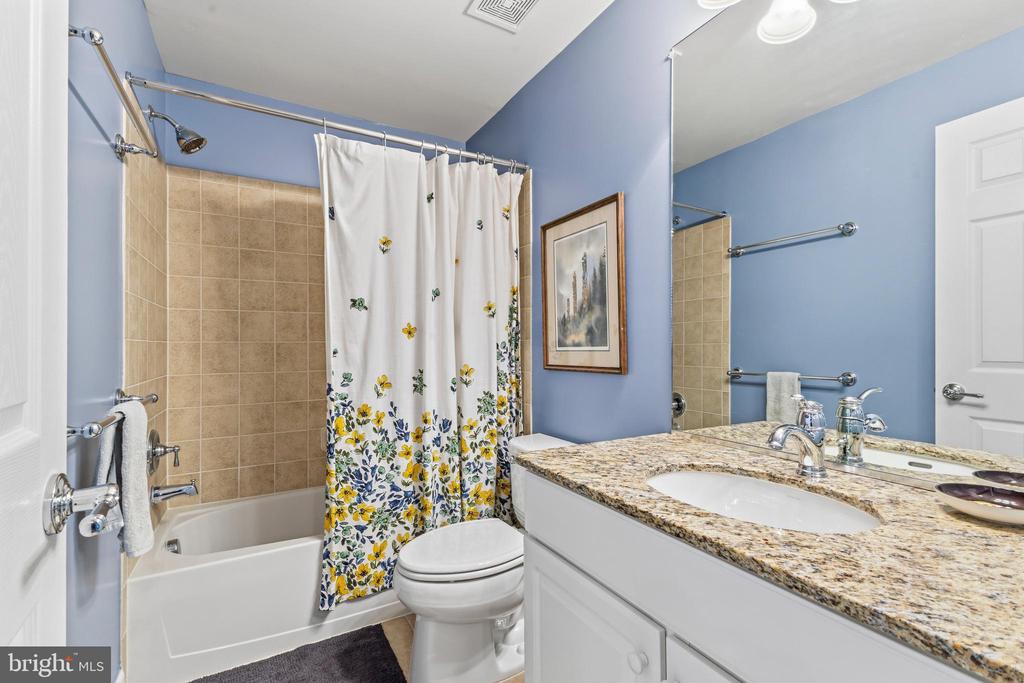 Leesburg, Virginia, 20175, United States, 3 Bedrooms Bedrooms, ,4 BathroomsBathrooms,Residential,For Sale,2049471
