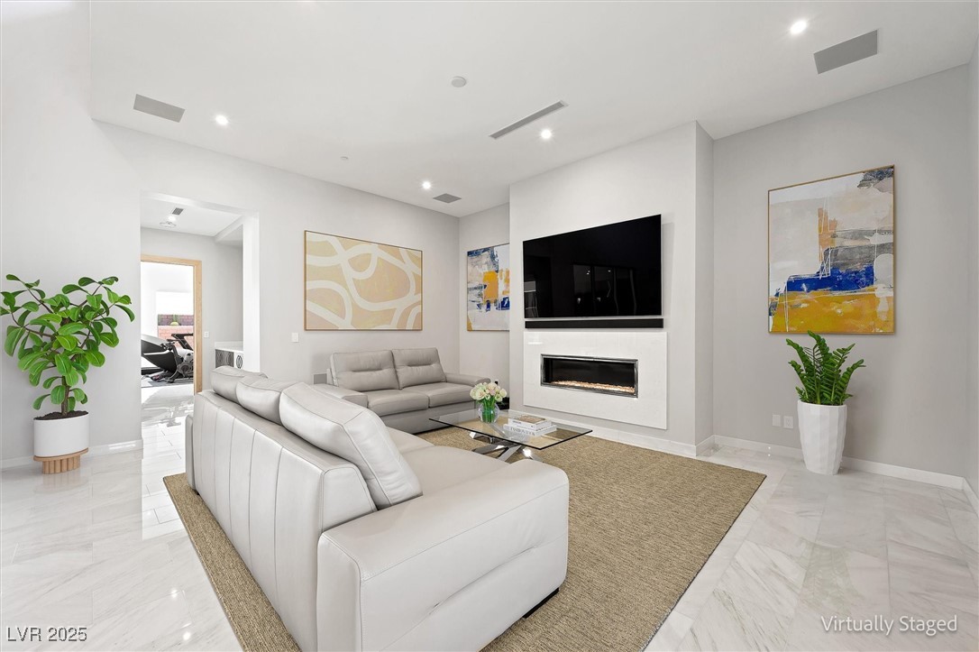 Las Vegas, Nevada, 89135, United States, 3 Bedrooms Bedrooms, ,4 BathroomsBathrooms,Residential,For Sale,1993363